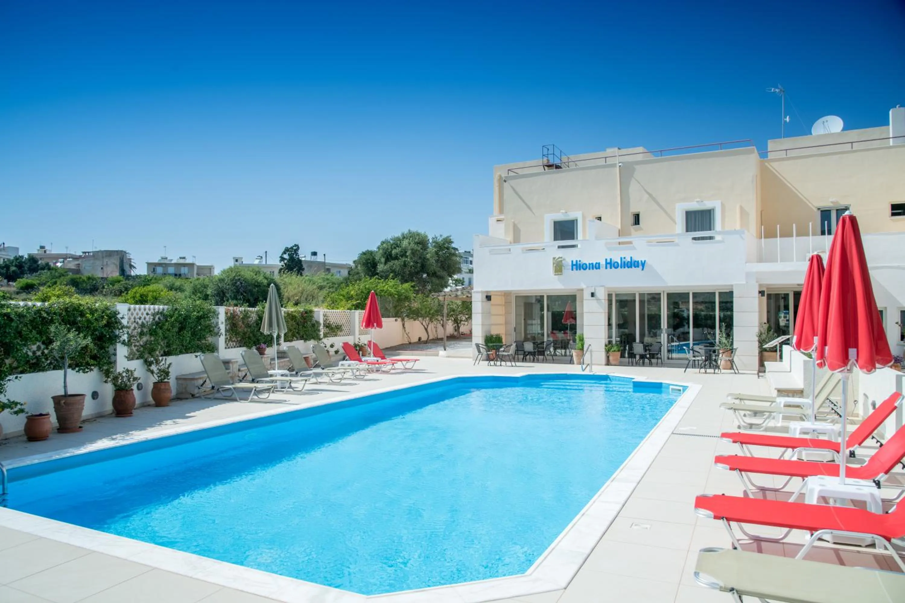 Swimming pool in Hiona Holiday Hotel