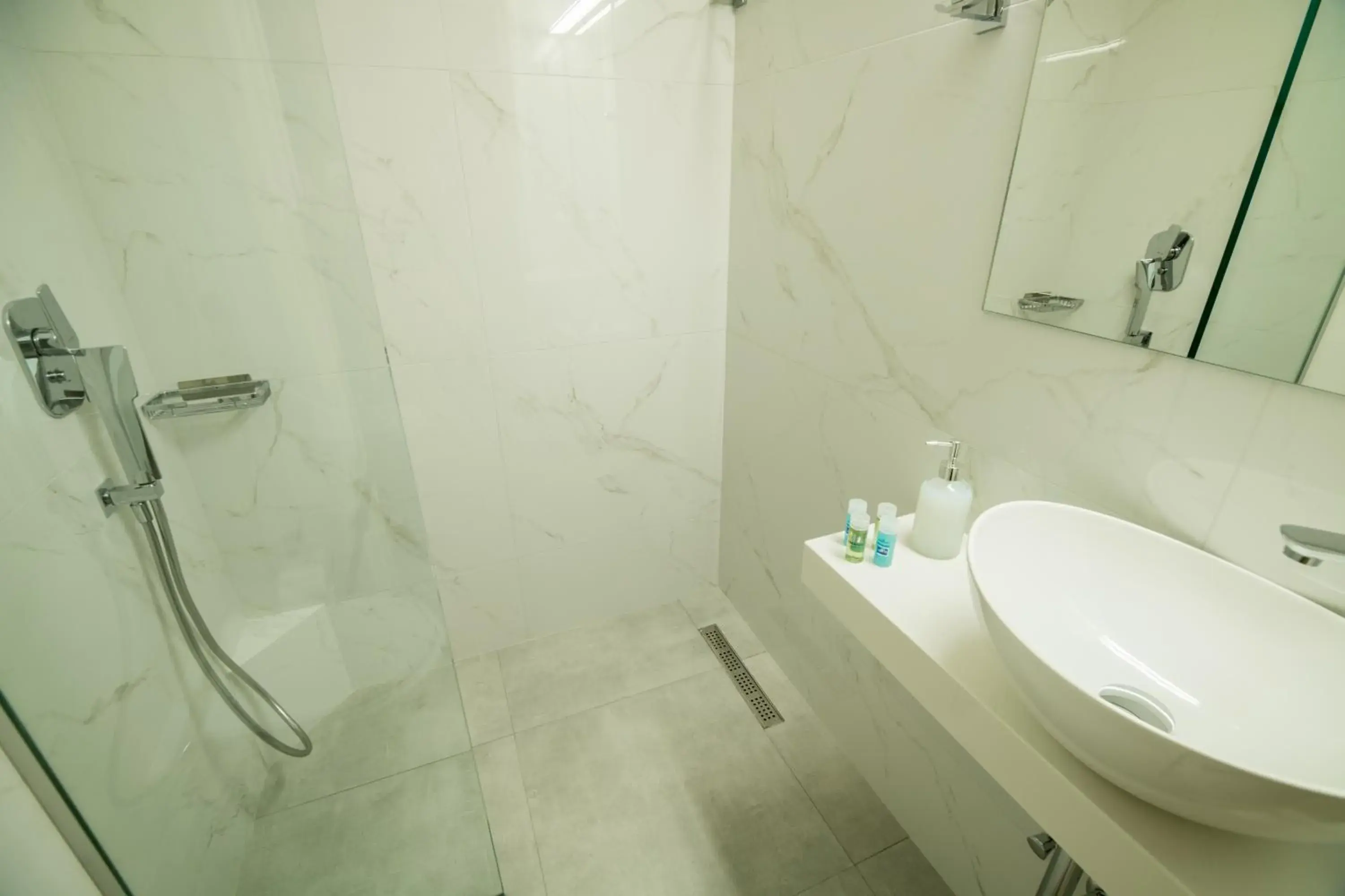 Superior Double Room in Hiona Holiday Hotel Superior Double Room in Hiona Holiday Hotel