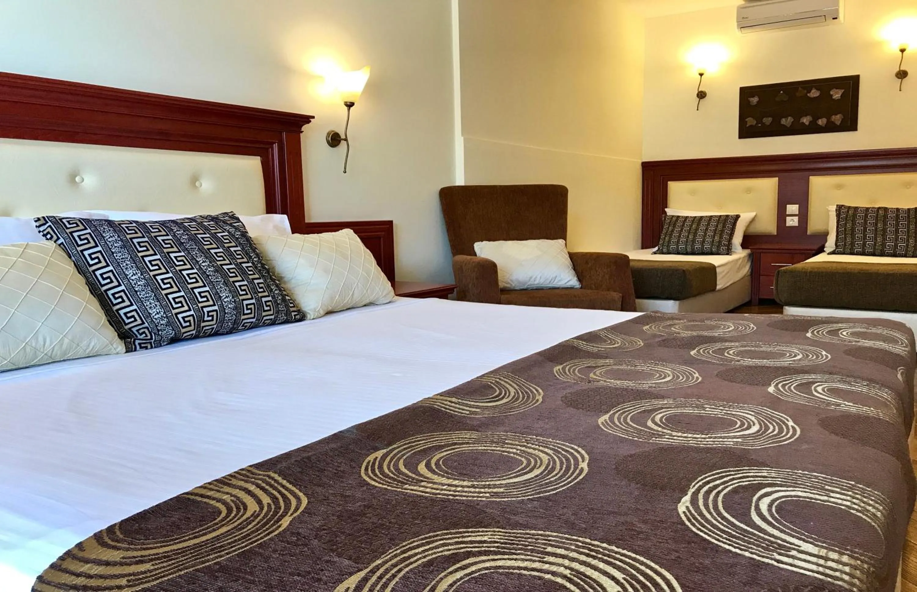 Patio, Bed in Village Mare