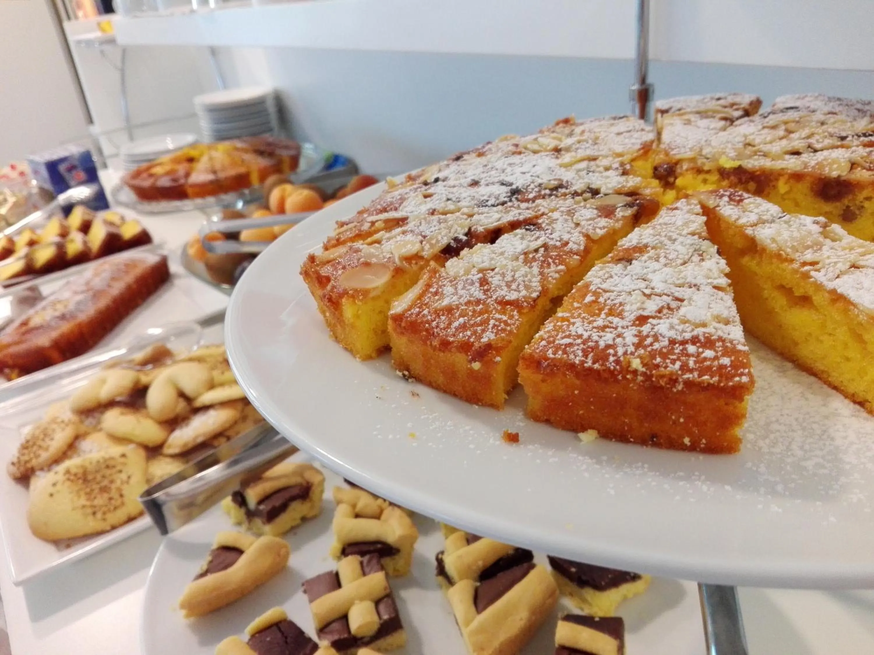 Buffet breakfast in Hotel Ermeti B&B Brunch