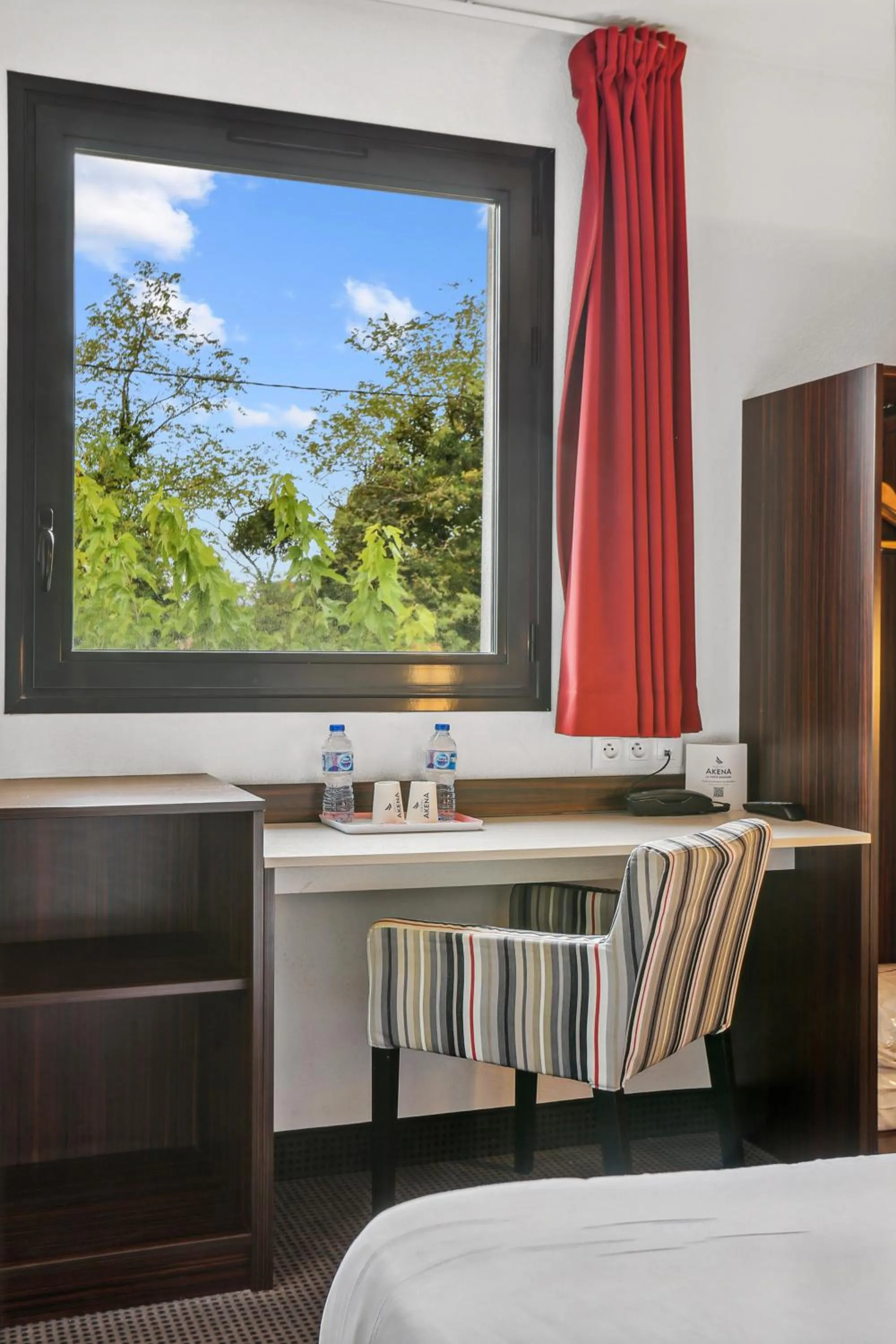 Bedroom, Bed in Hôtel AKENA La Ferté Bernard