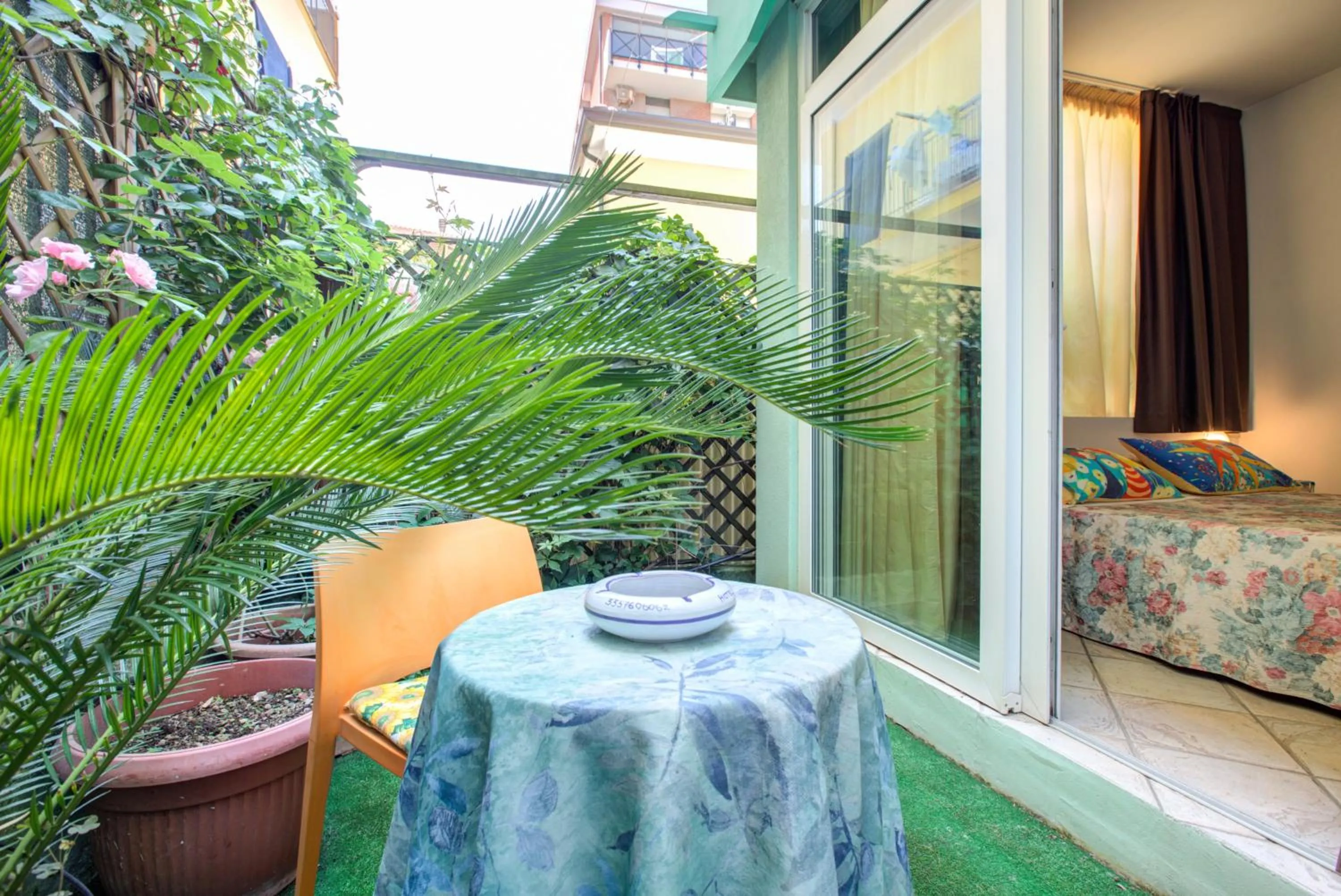 Garden in Hotel Residence Charles