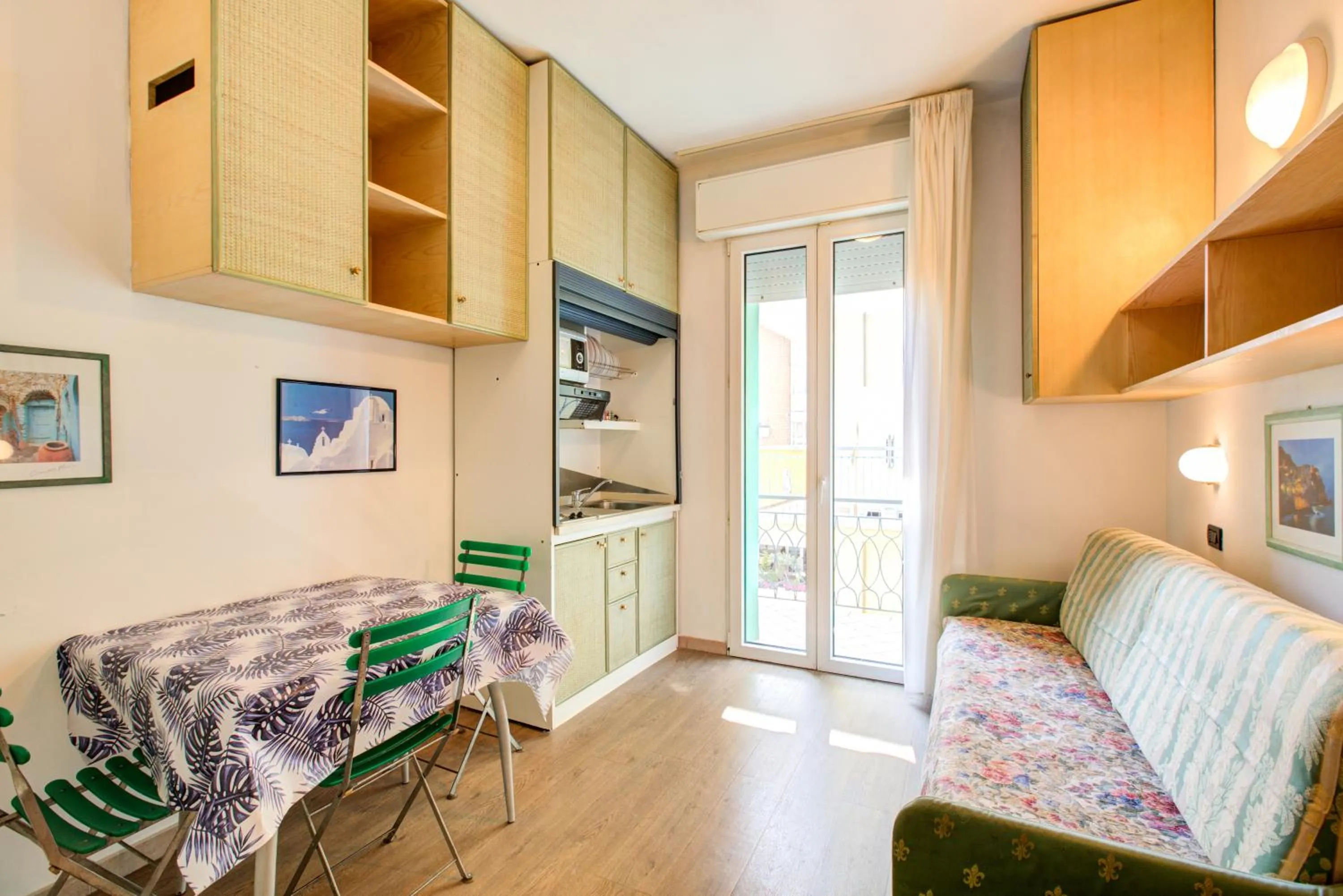 Kitchen or kitchenette in Hotel Residence Charles