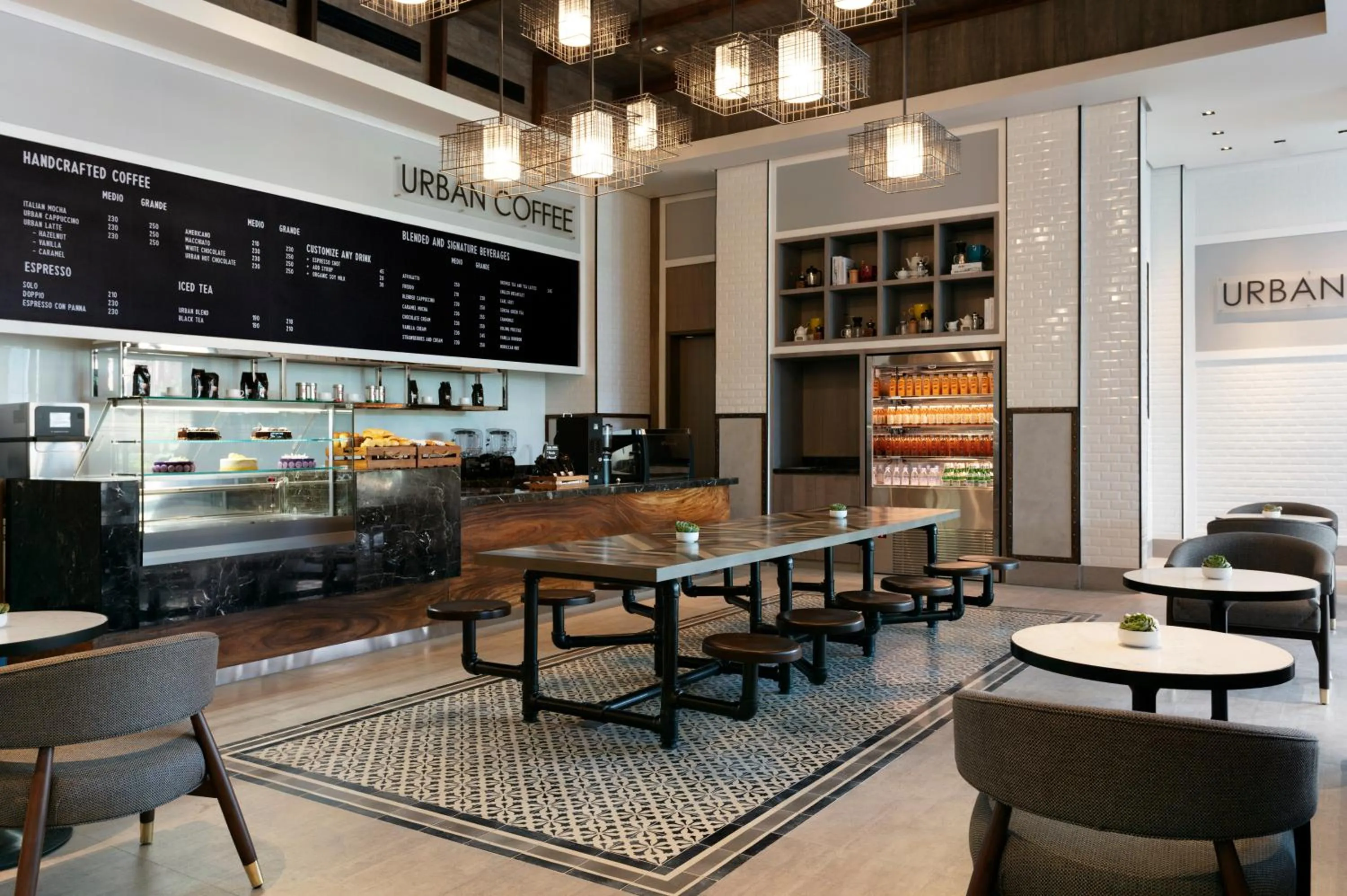 Restaurant/places to eat in Clark Marriott Hotel