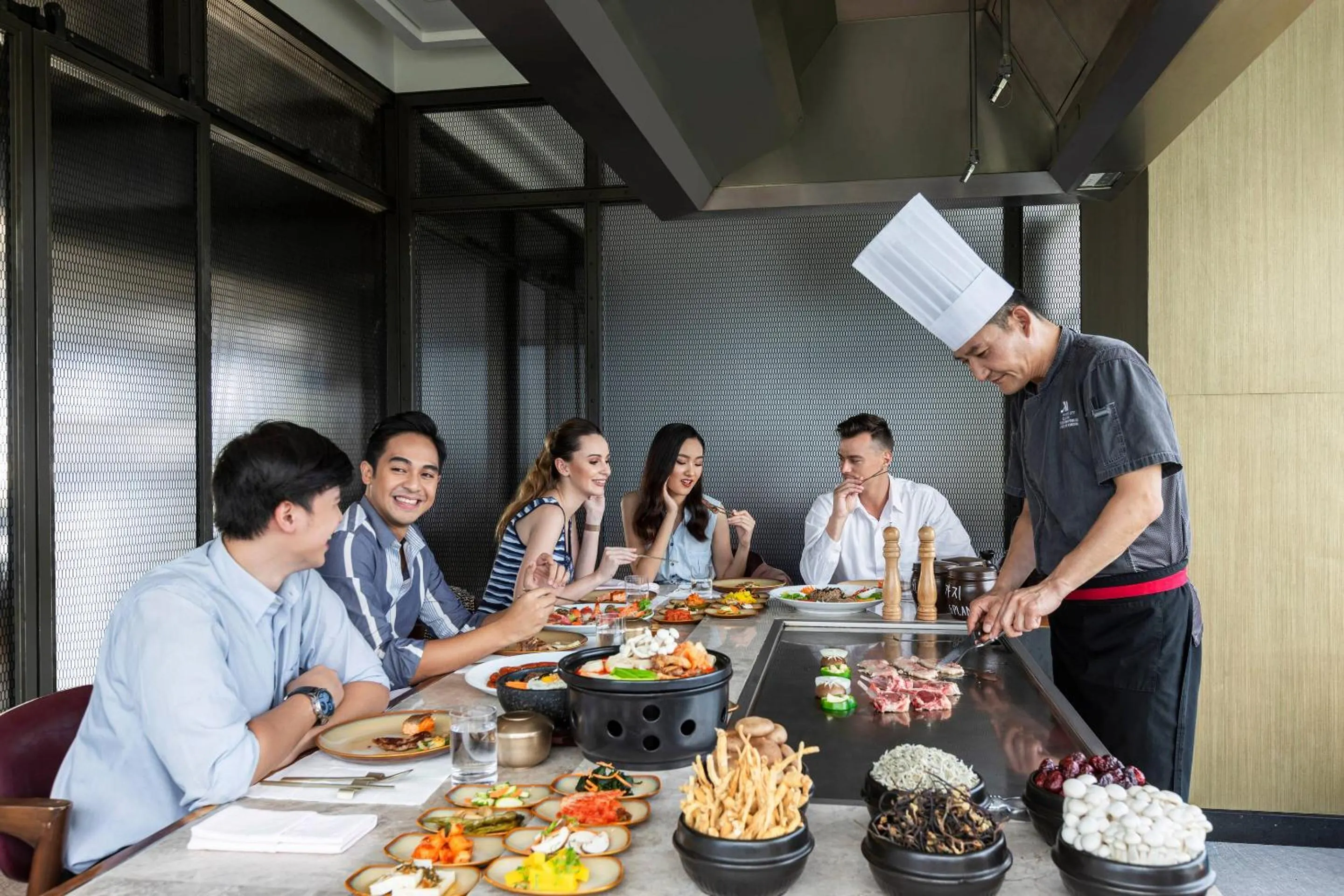 Food and drinks in Clark Marriott Hotel