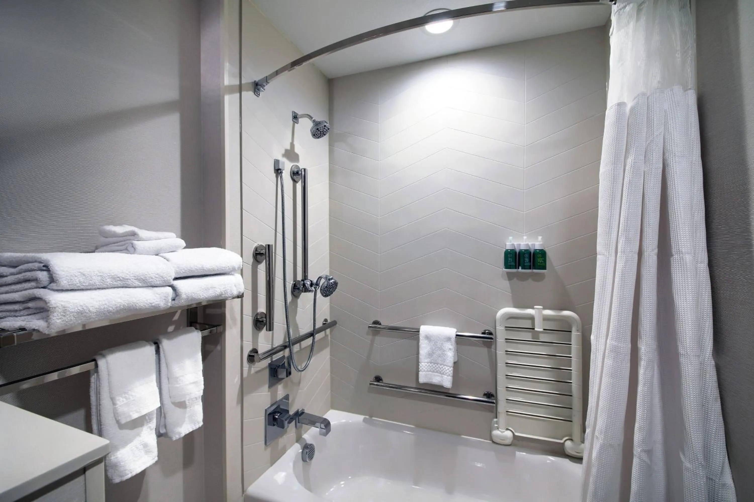 Bathroom, Bed in Fairfield Inn & Suites by Marriott Dallas Cedar Hill