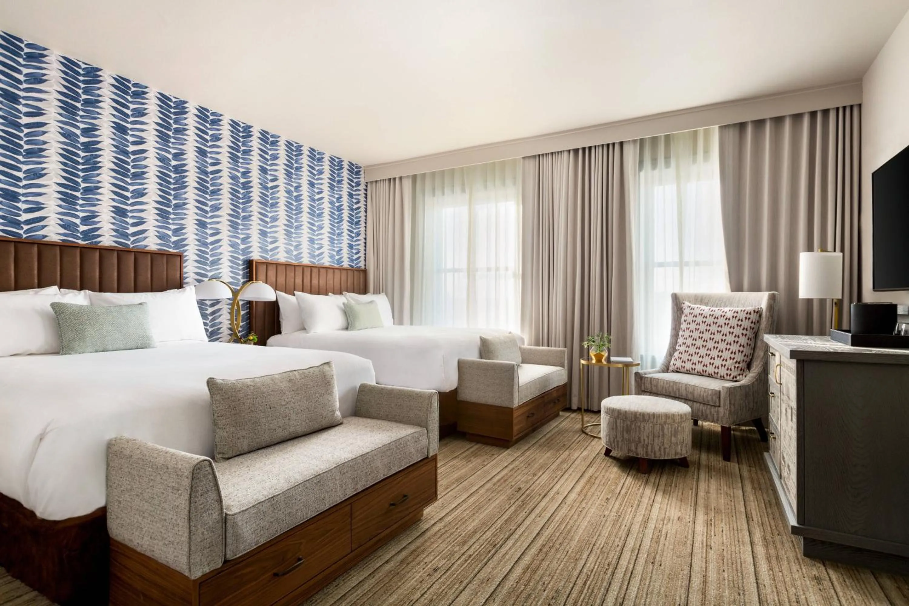 Photo of the whole room, Bed in Hotel Northland, Autograph Collection