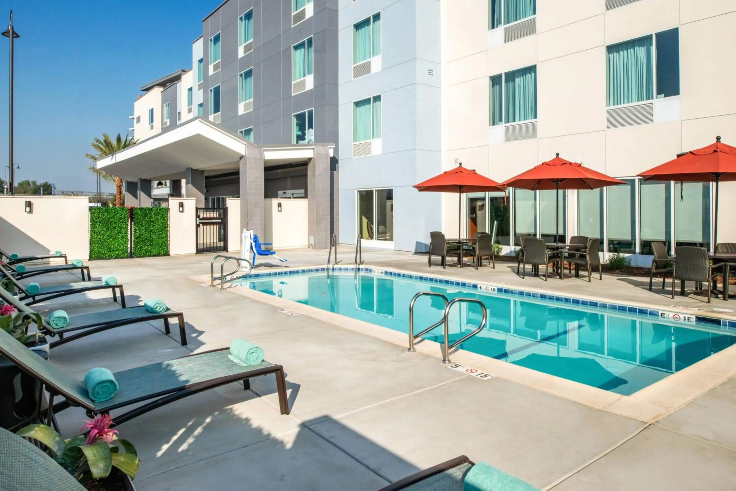 Swimming pool in TownePlace Suites by Marriott Ontario Chino Hills