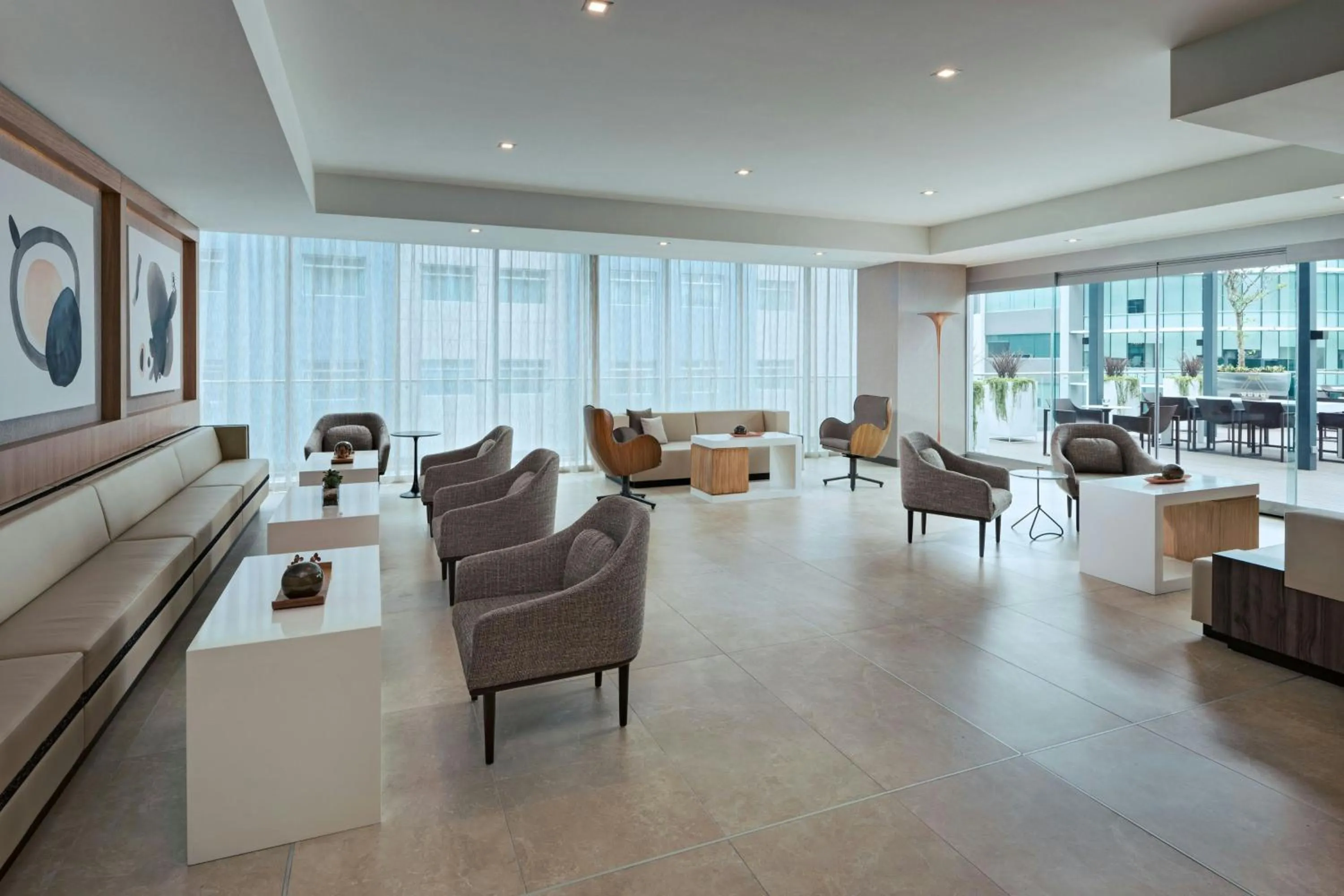 Lounge or bar in AC Hotel by Marriott San Jose Escazu