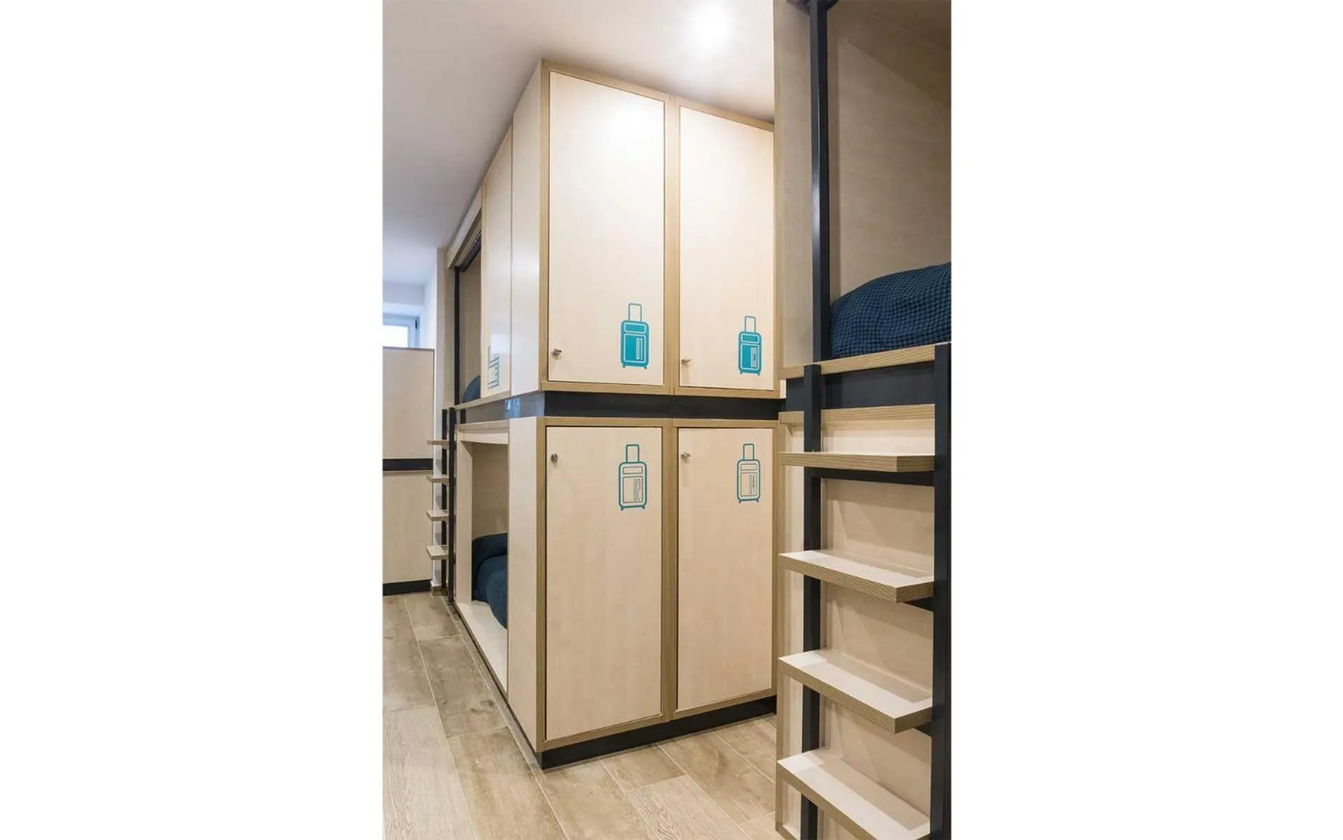 bunk bed in TAKE SURF Hostel Conil