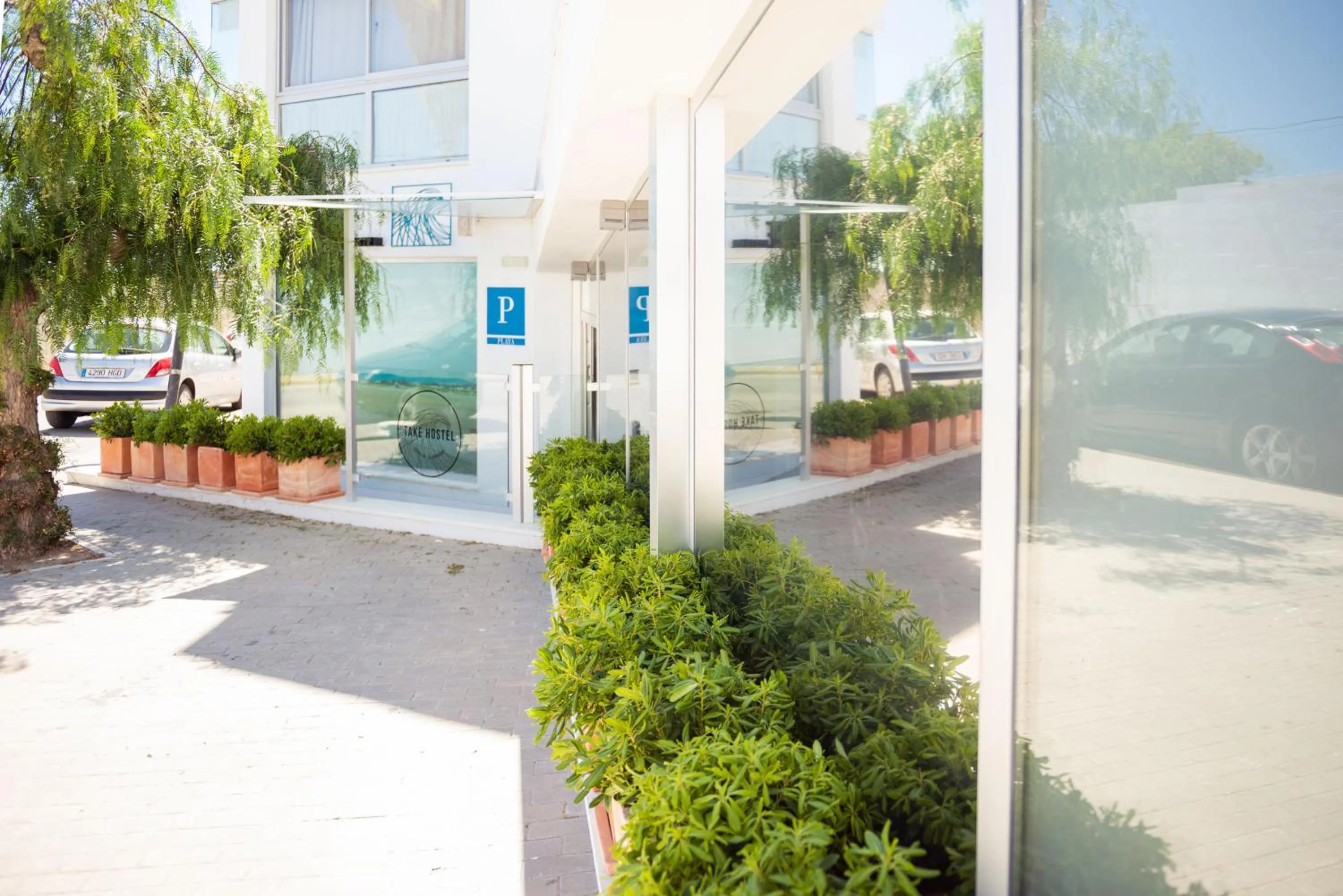 Property building in TAKE SURF Hostel Conil