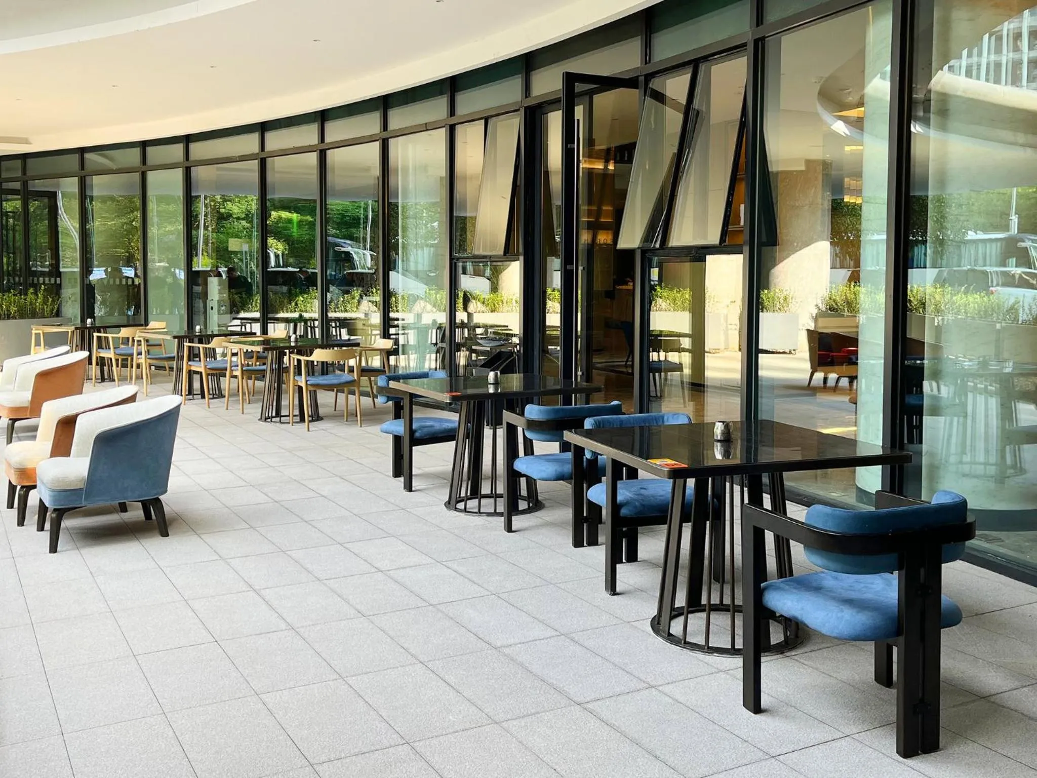 Restaurant/places to eat in Holiday Inn - Nanjing South Station by IHG