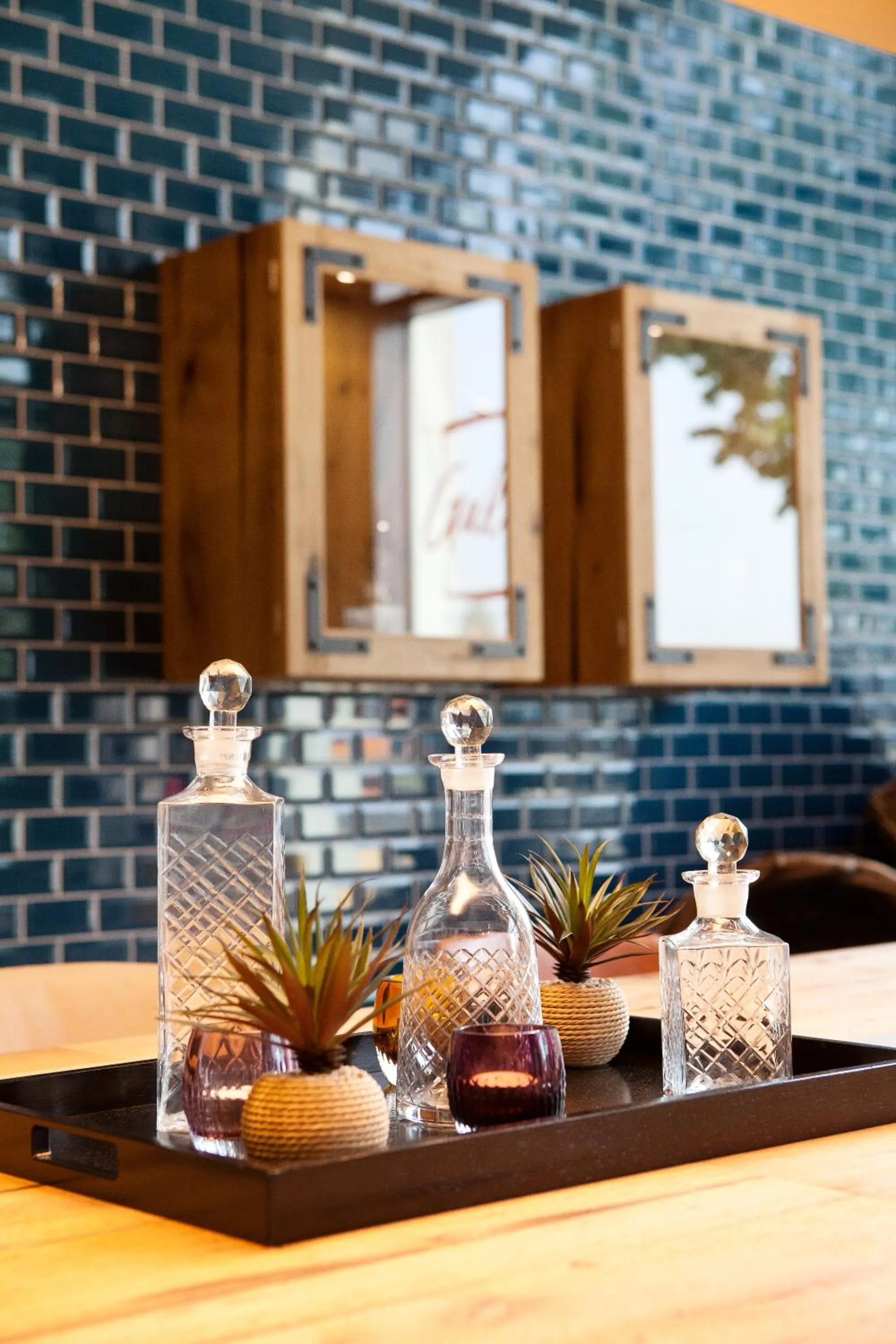 Food and drinks in Hotel Indigo Berlin - East Side Gallery