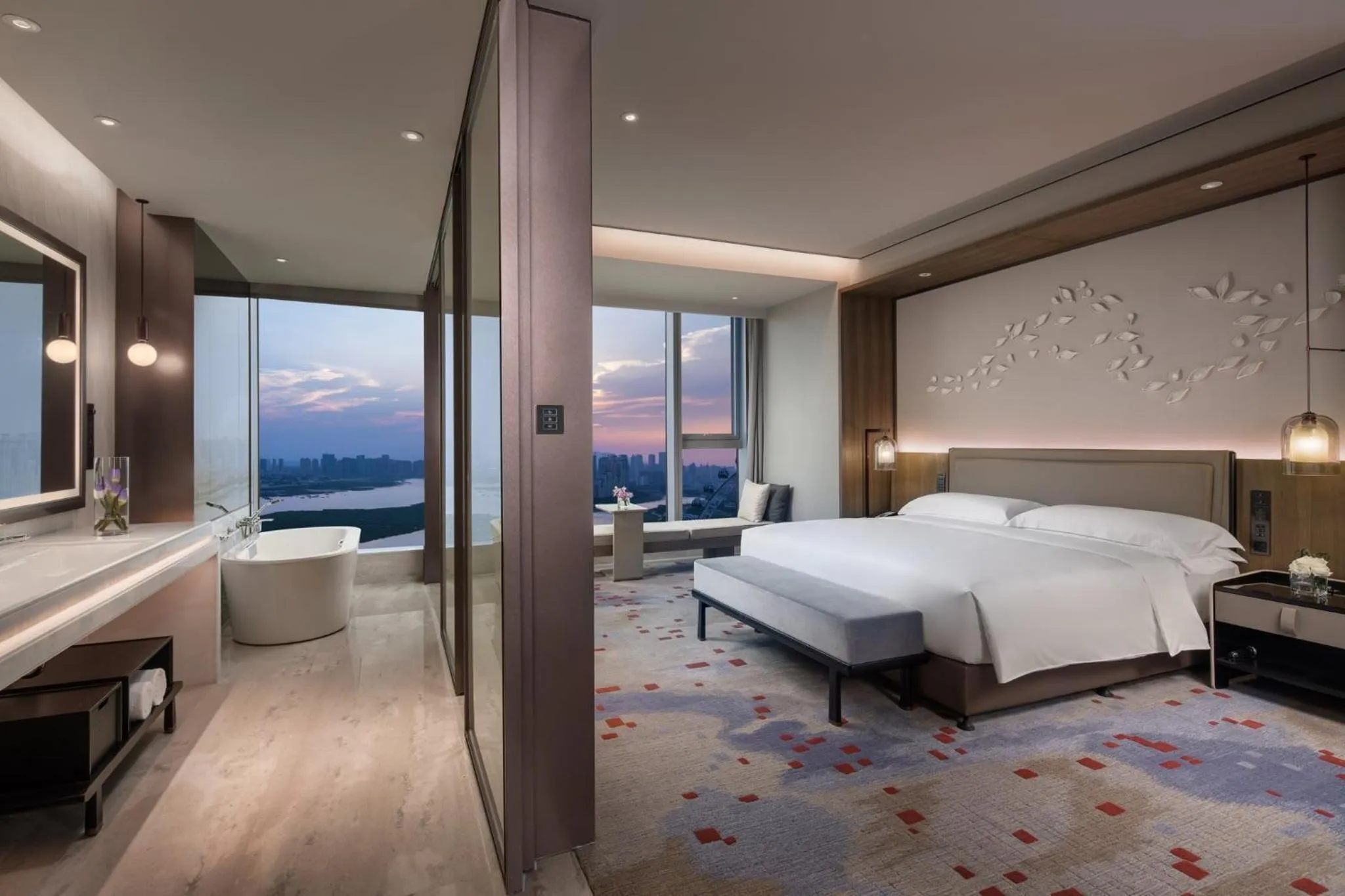 Photo of the whole room, Bed in InterContinental Quanzhou by IHG