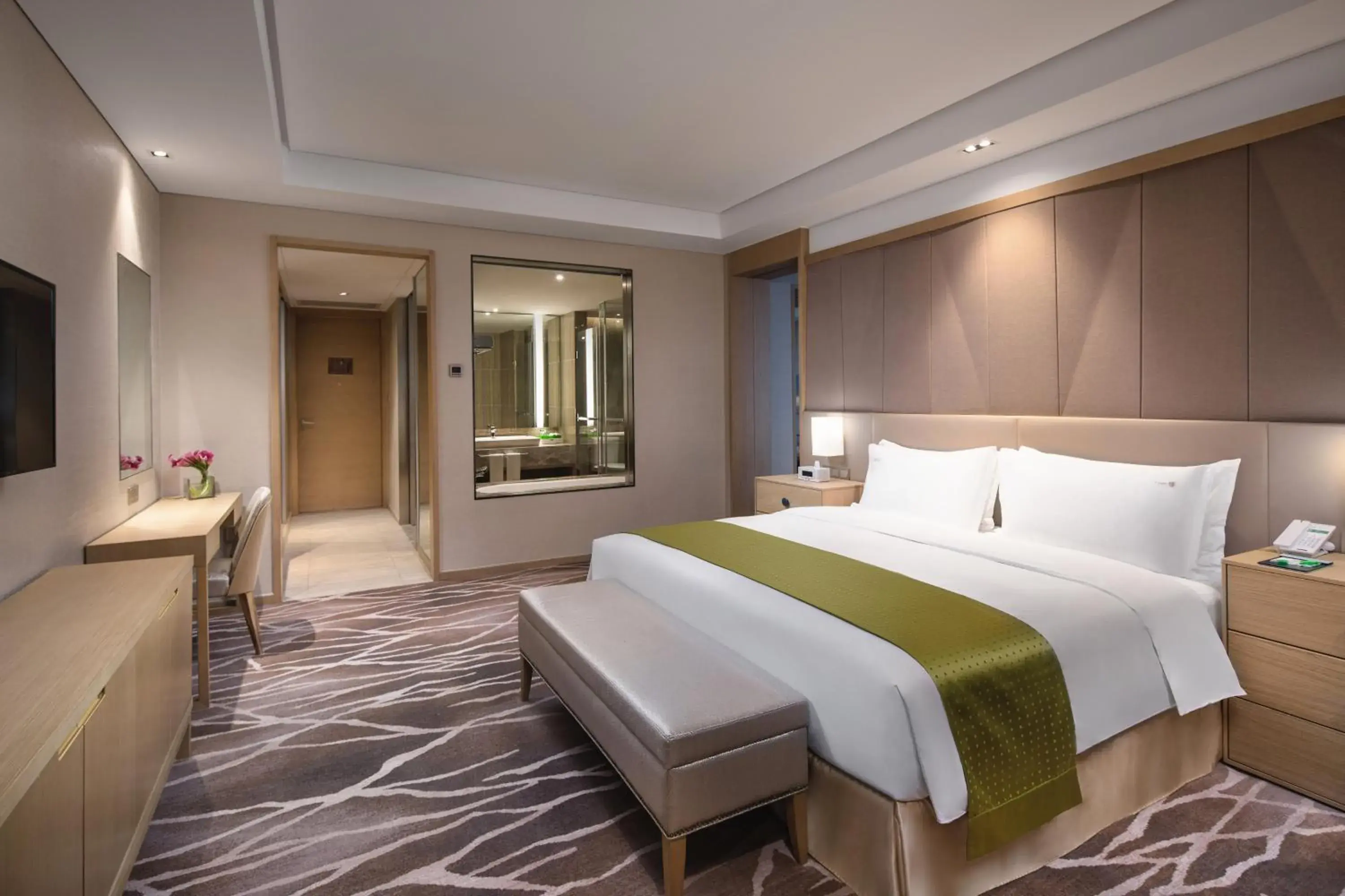 One-Bedroom Suite in Holiday Inn Wuxi Taihu New City, an IHG Hotel One-Bedroom Suite in Holiday Inn Wuxi Taihu New City, an IHG Hotel