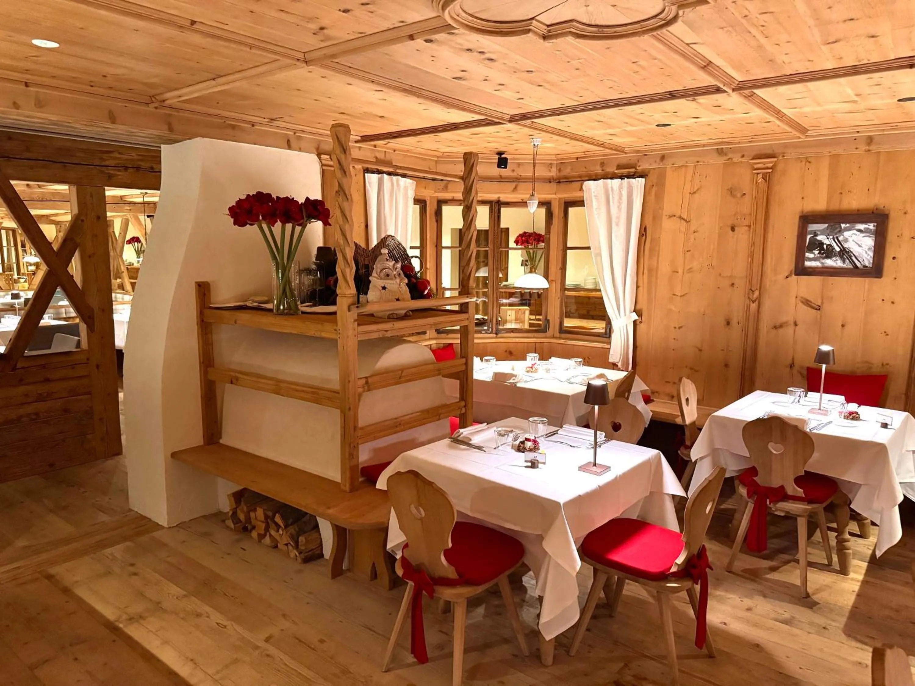 Restaurant/places to eat in Hotel Gran Fanes