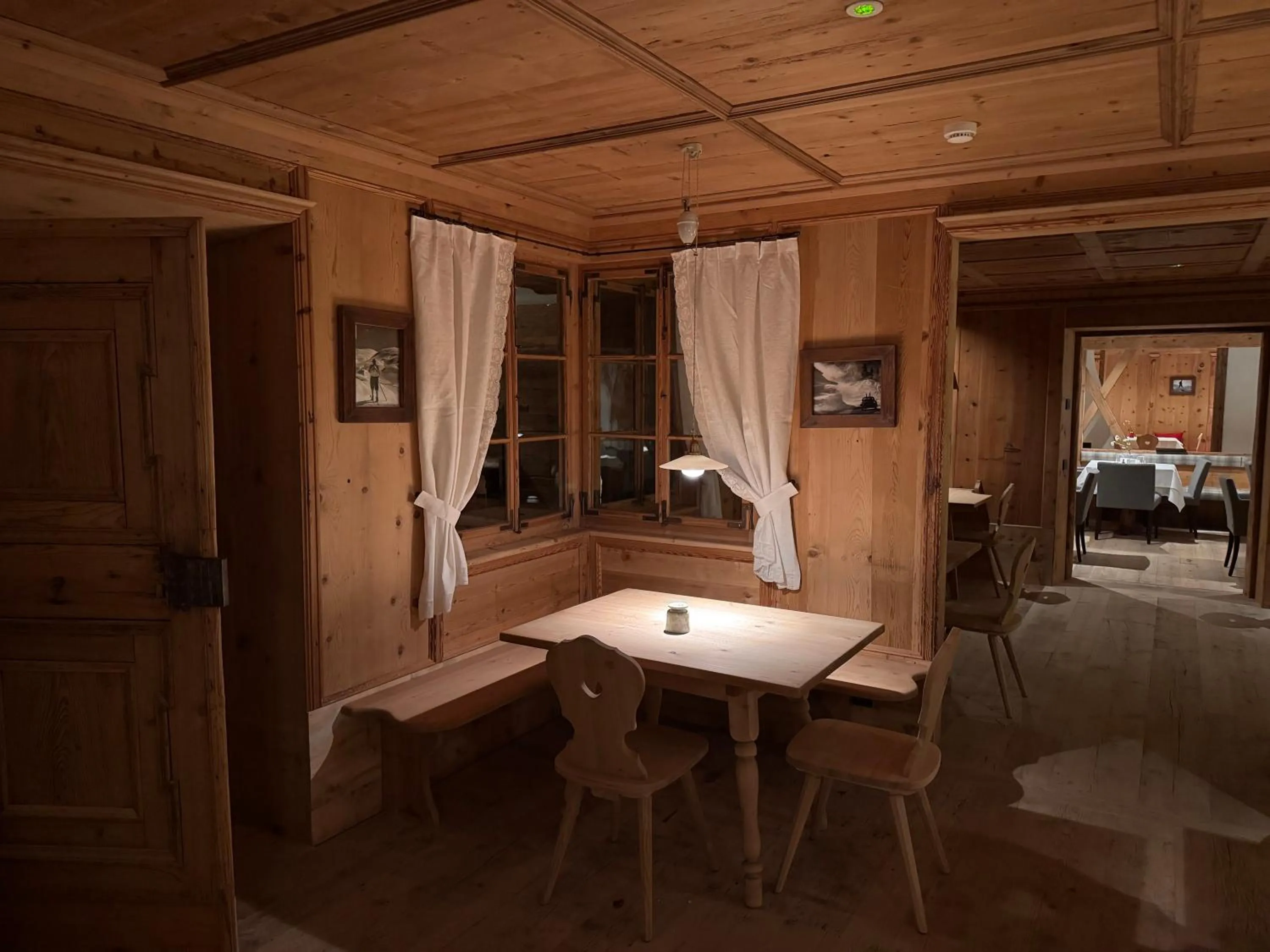 Lounge or bar, Bed in Hotel Gran Fanes