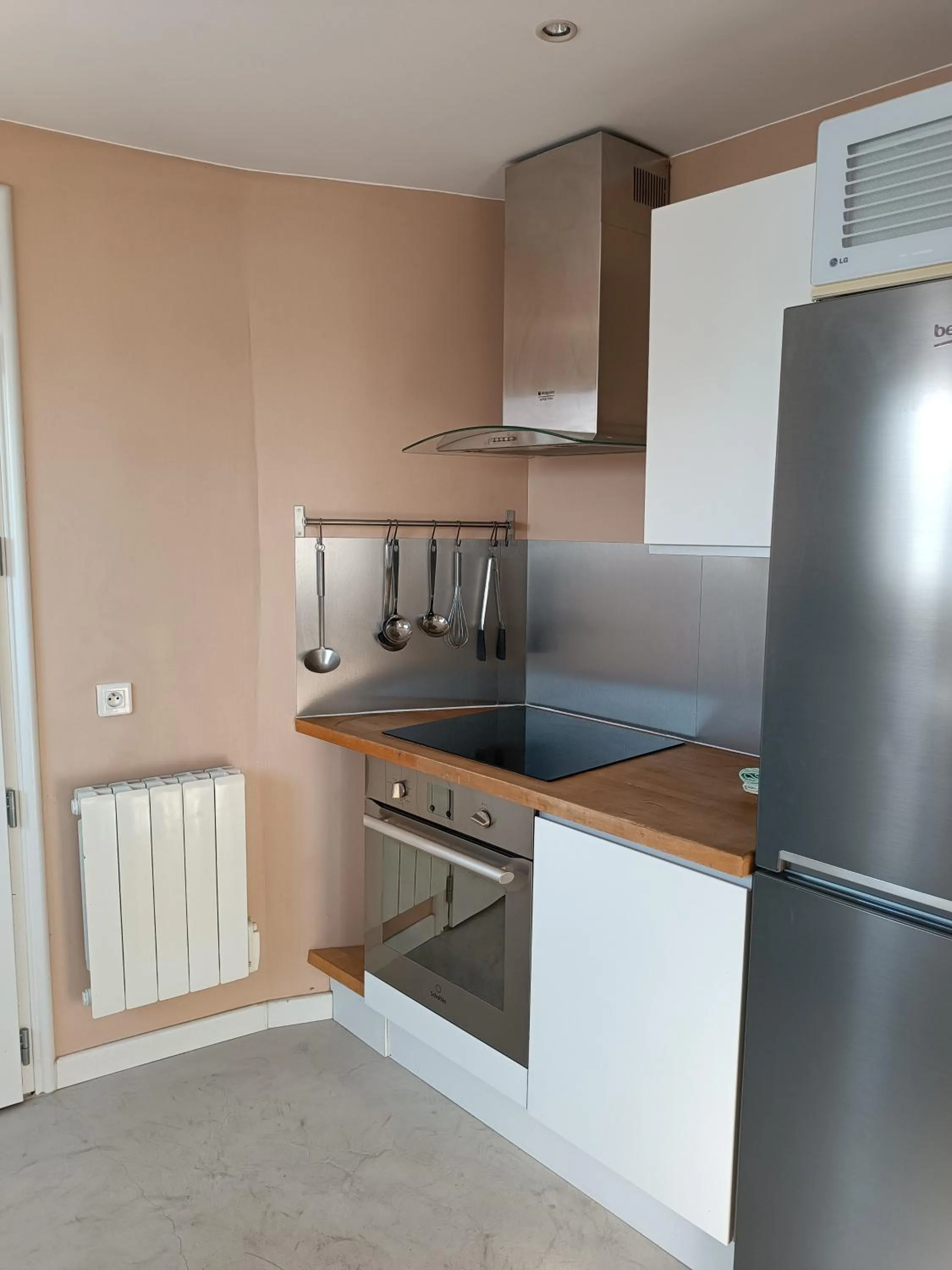 kitchen in Les Galets Hôtel et B&B