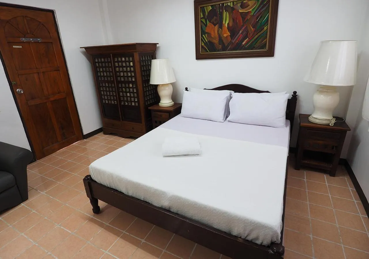Bed in Balay Travel Lodge