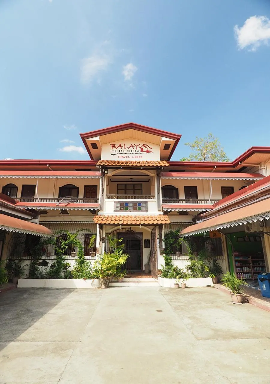 Facade/entrance in Balay Travel Lodge
