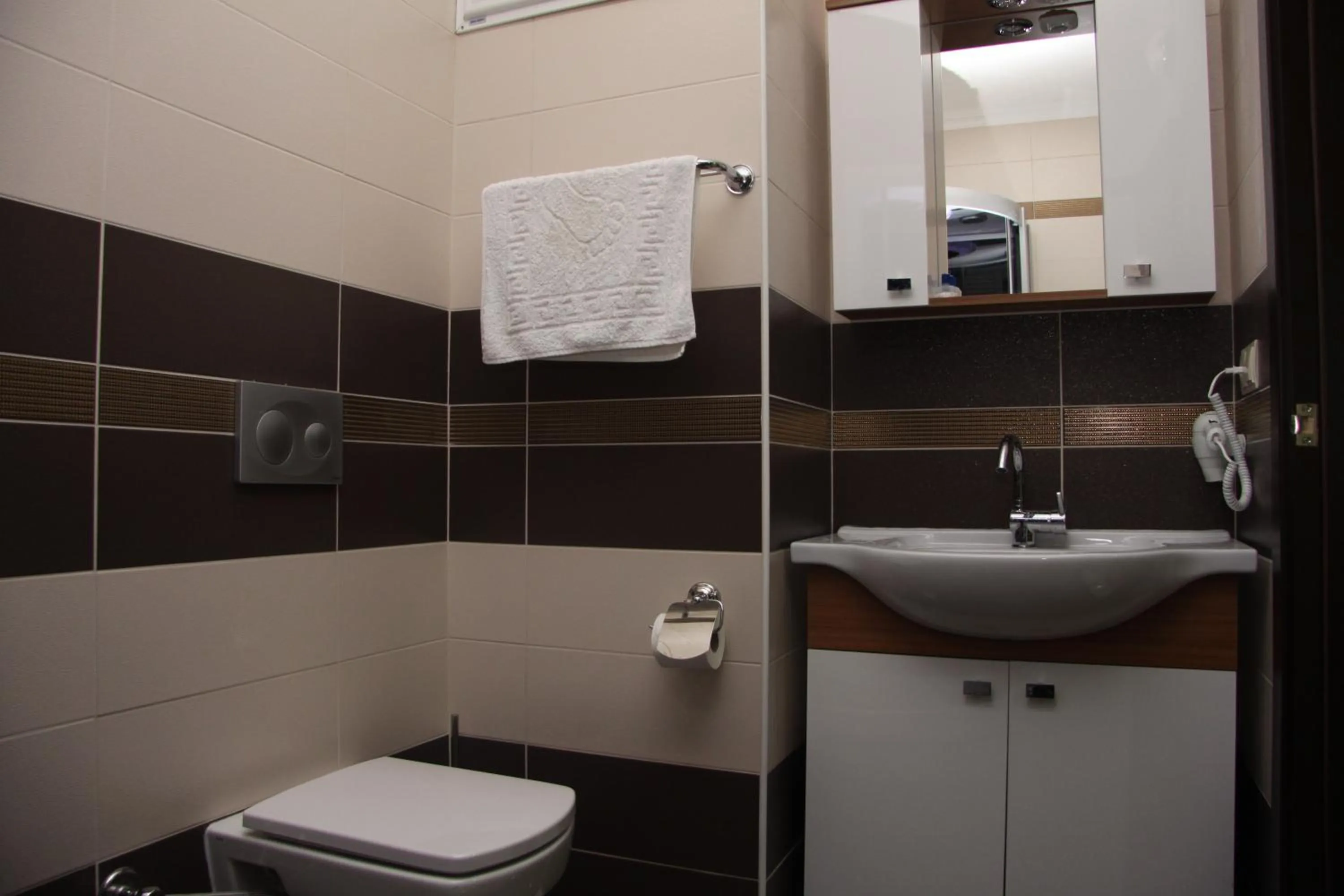 Bathroom in Cmr Aydogan Hotel