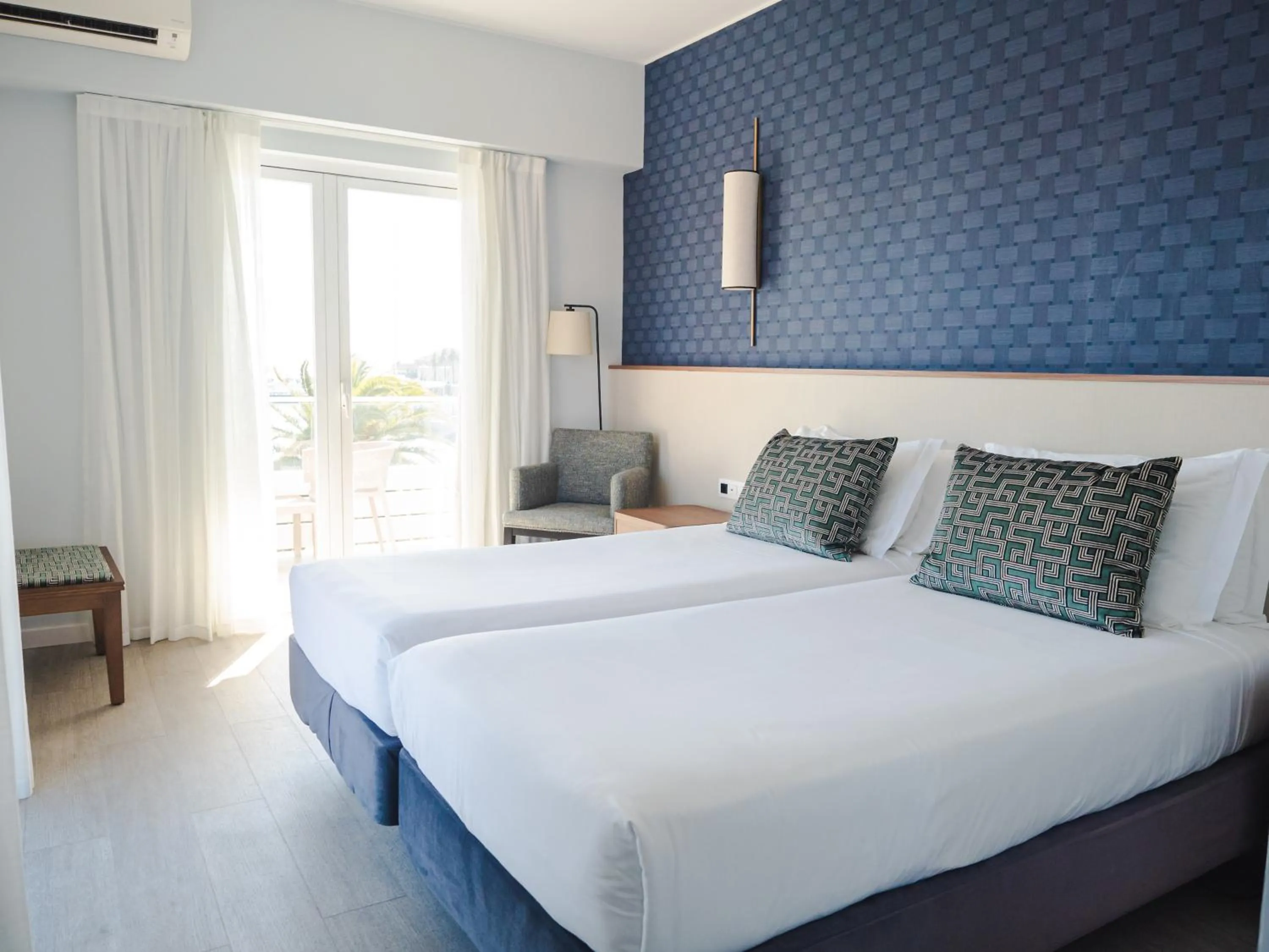 Bedroom, Bed in Hotel Baia