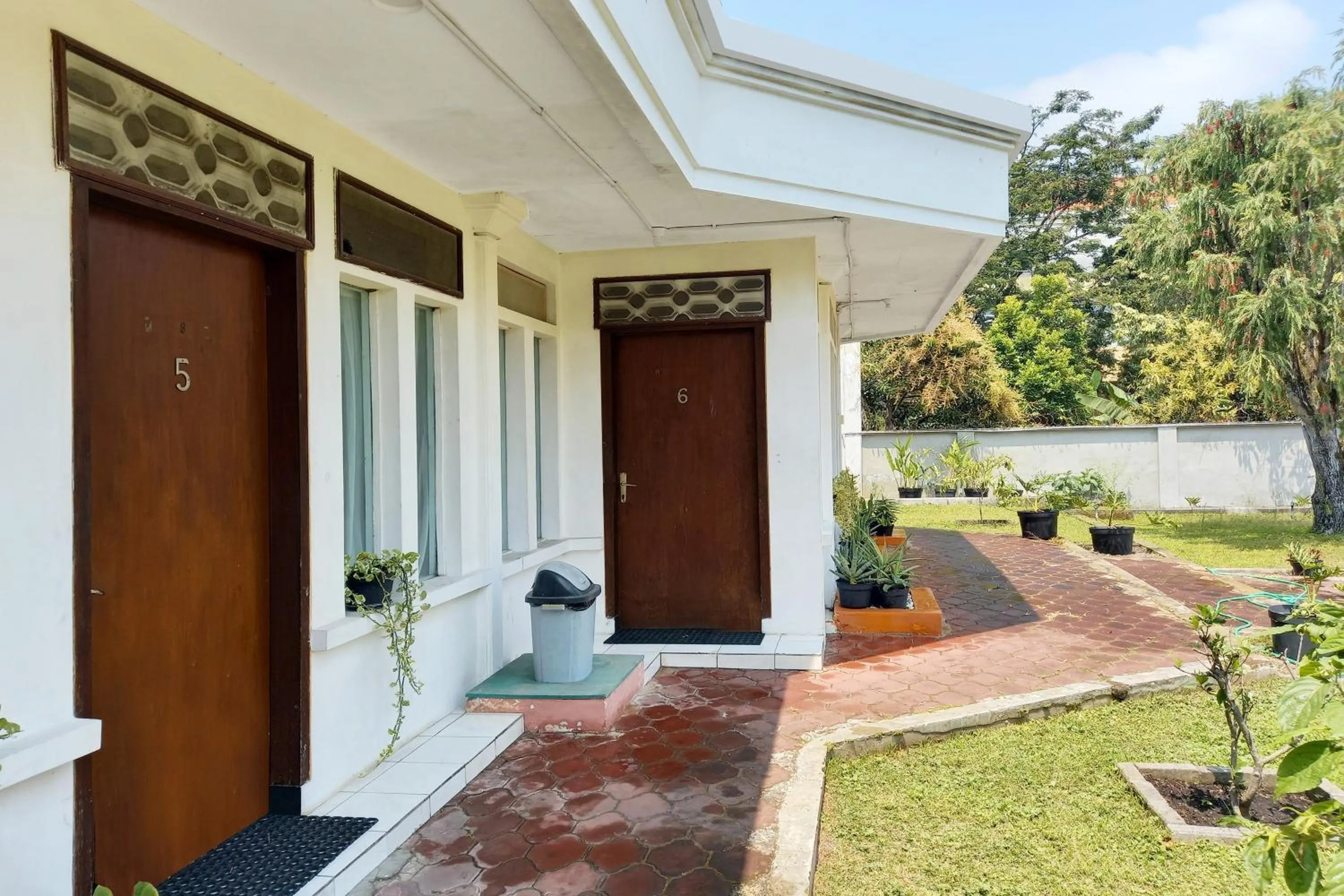Property building in Vanda Villa Batu