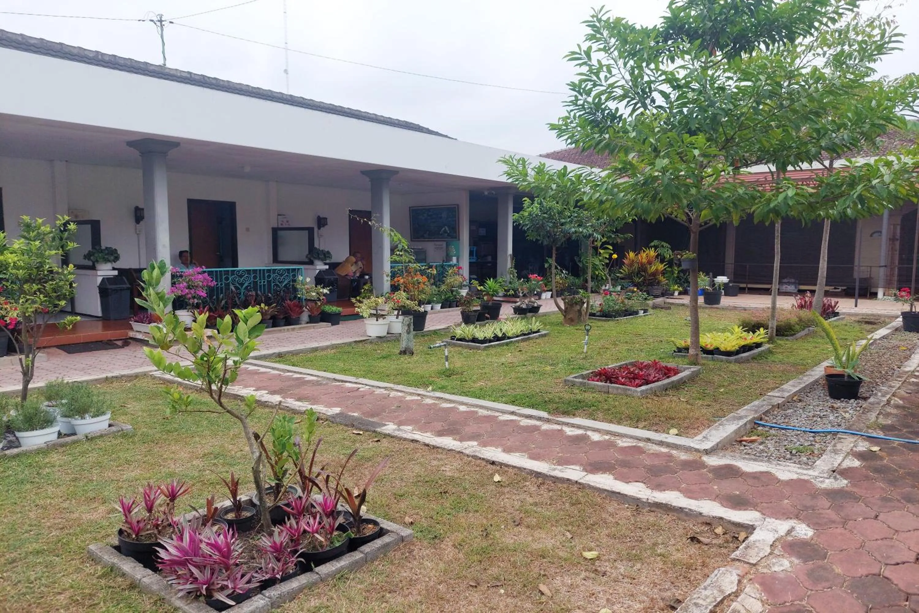 Property building in Vanda Villa Batu