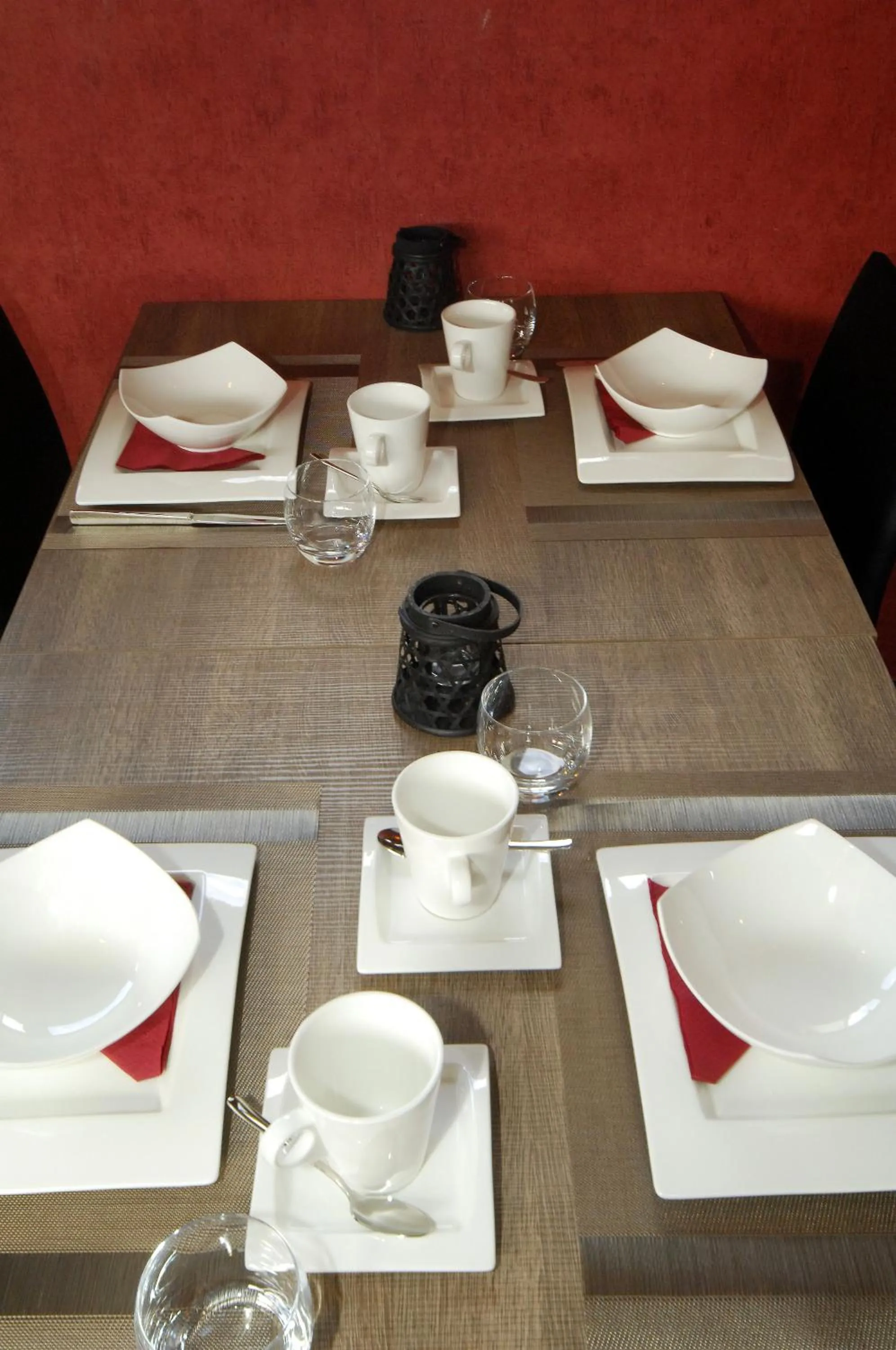 Restaurant/places to eat in Hôtel Le Saint Loup