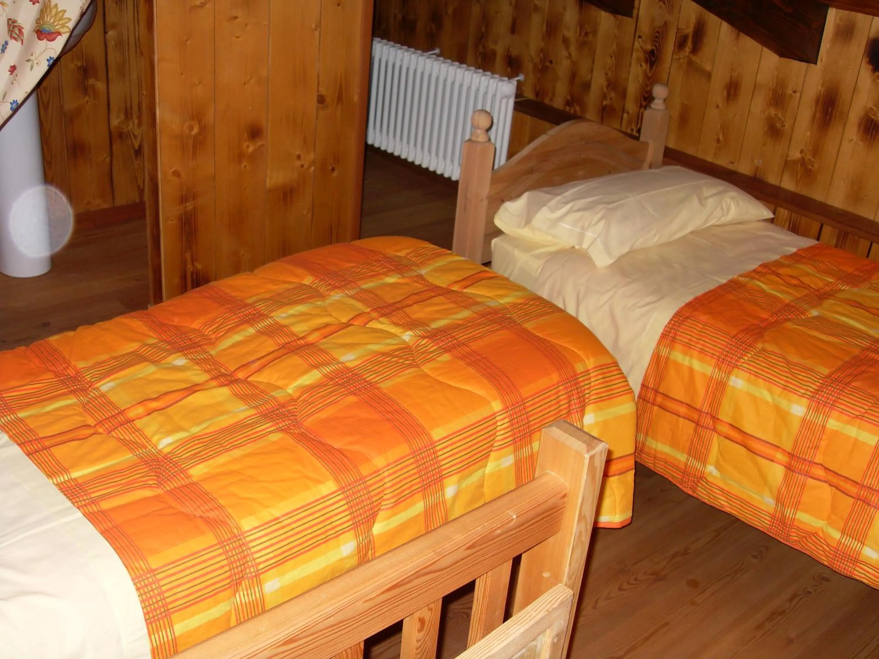 Decorative detail, Bed in Residence Les Myosotis