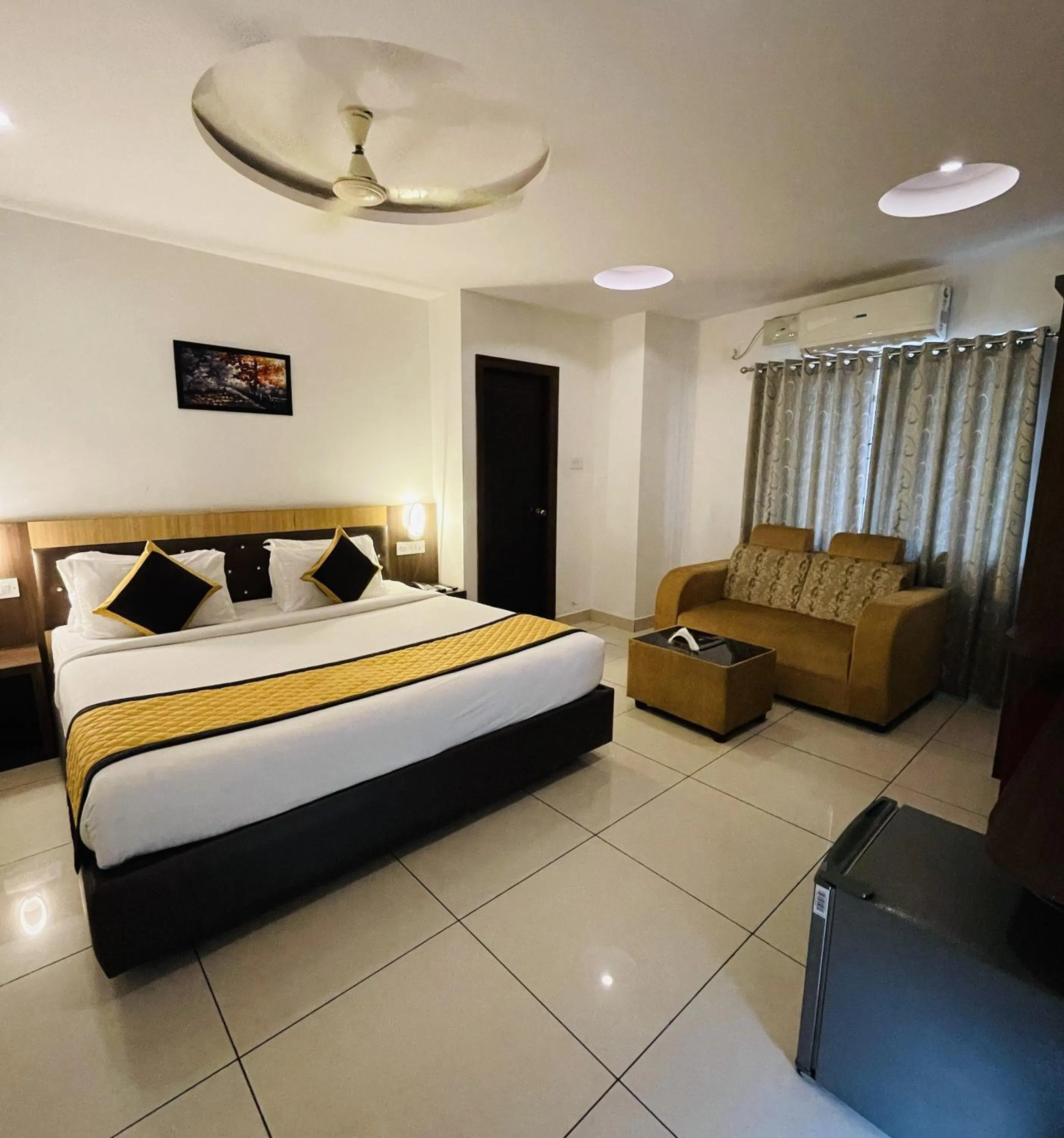 Bedroom, Bed in The Porch Inn Hotel & Service Apartments Near Nimhans Hospital