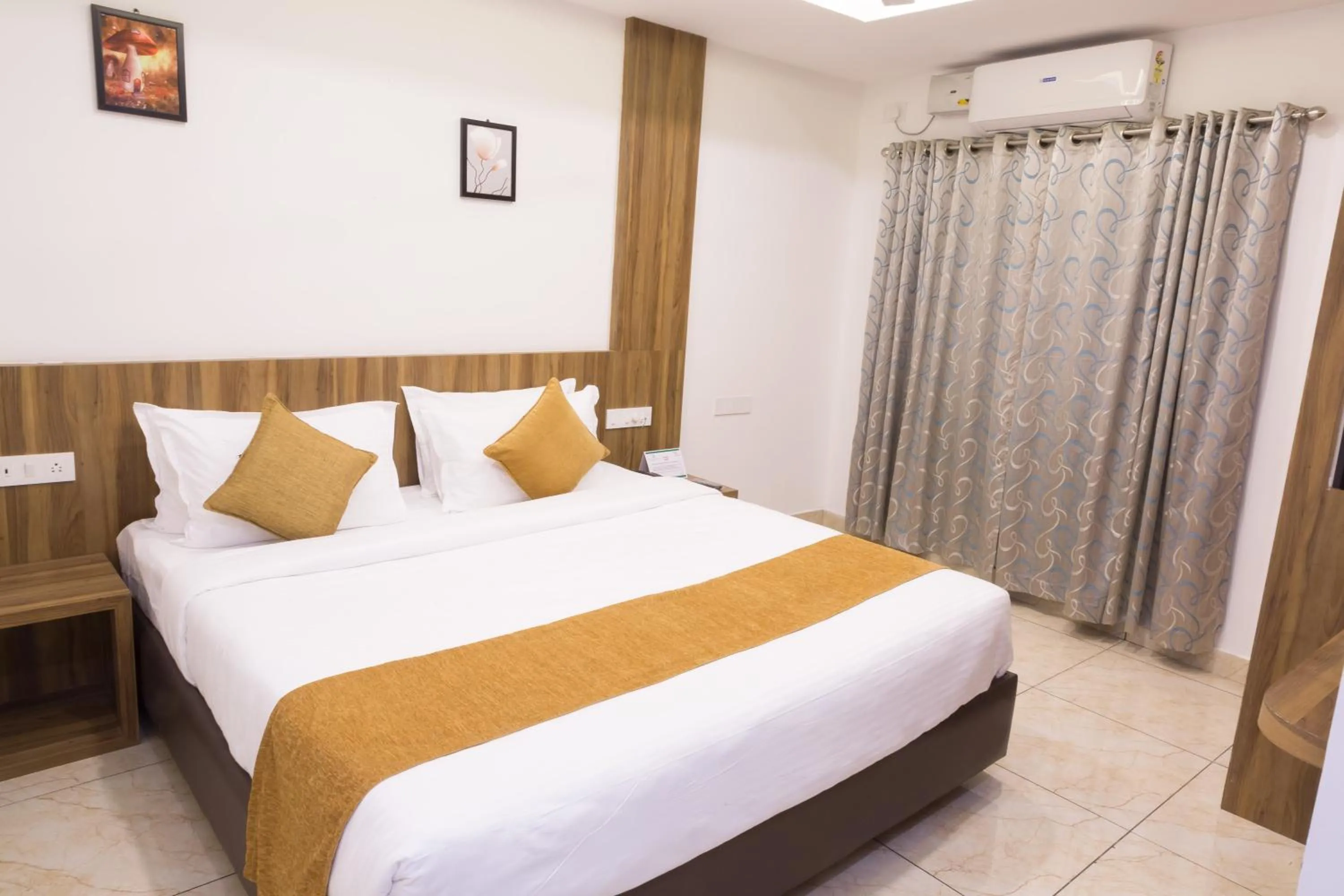 Bed in The Porch Inn Hotel & Service Apartments Near Nimhans Hospital