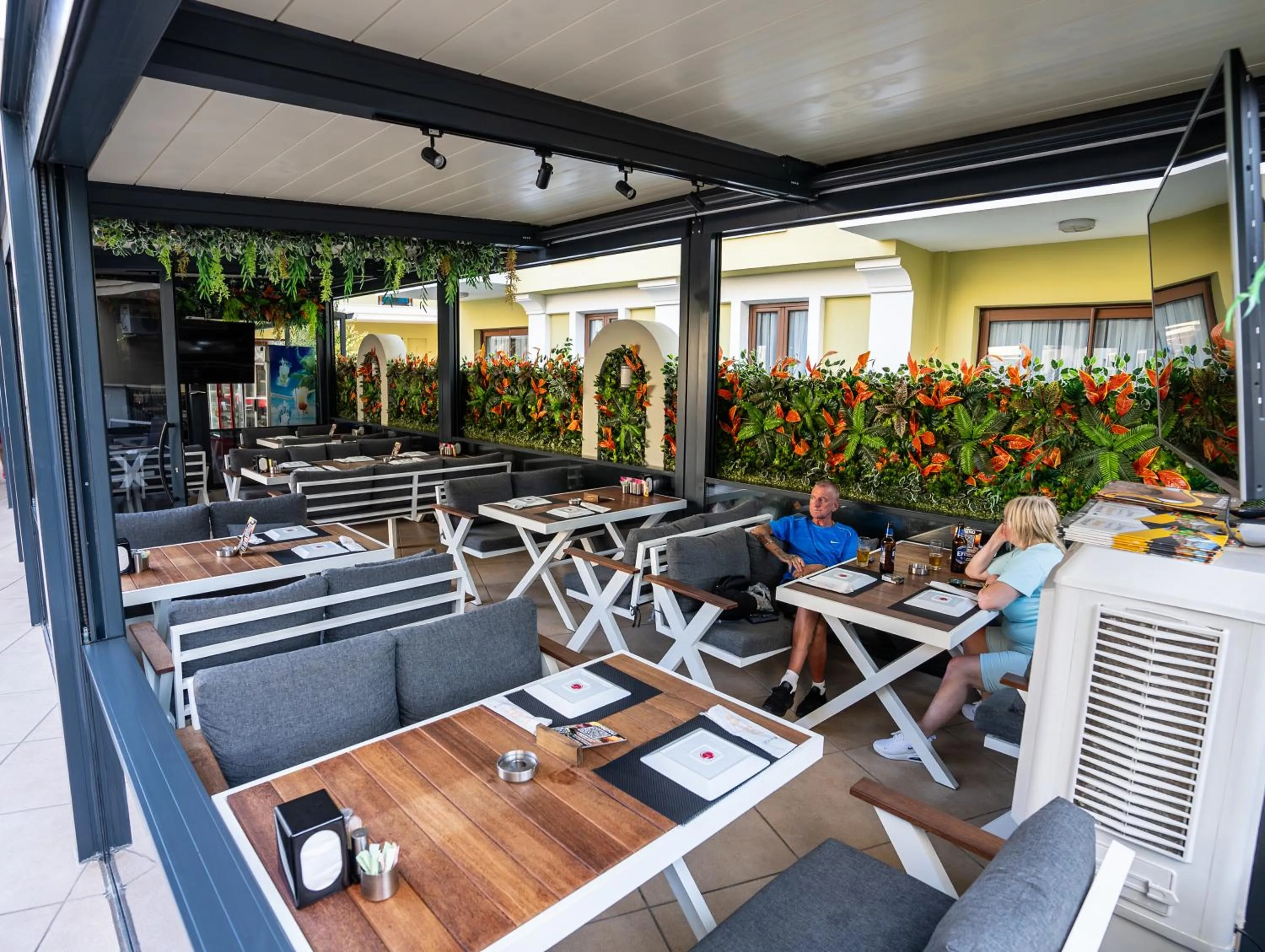 Club Karakas Apart Otel