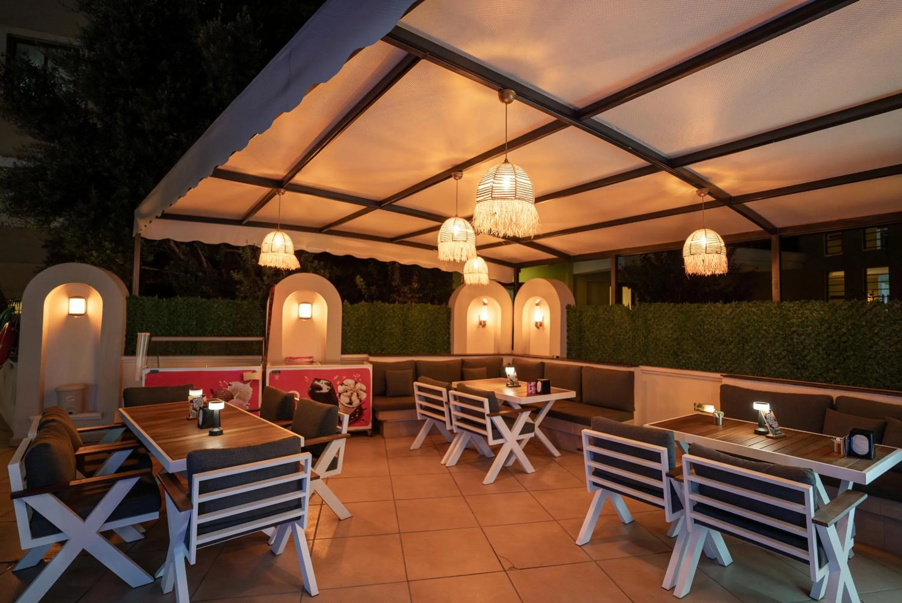 Club Karakas Apart Otel