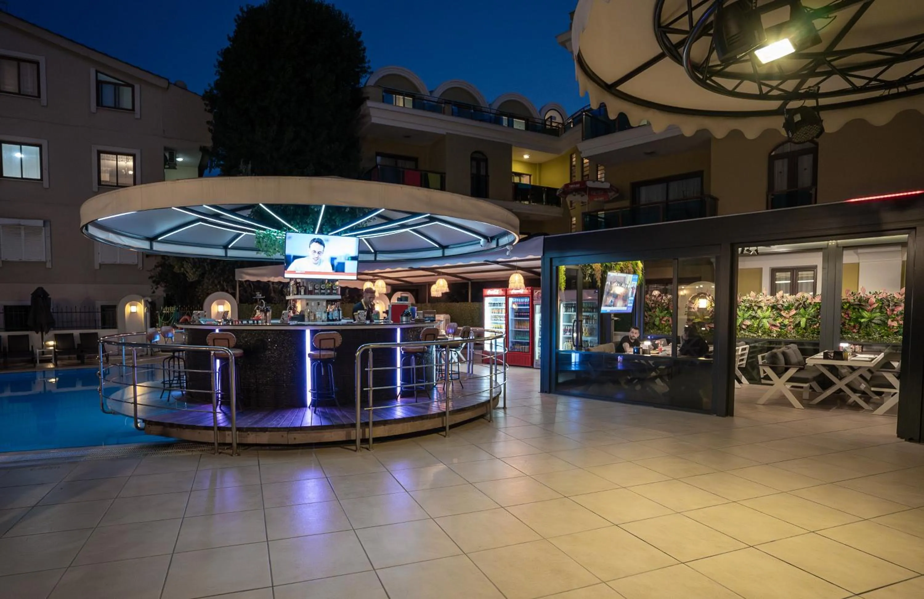 Club Karakas Apart Otel