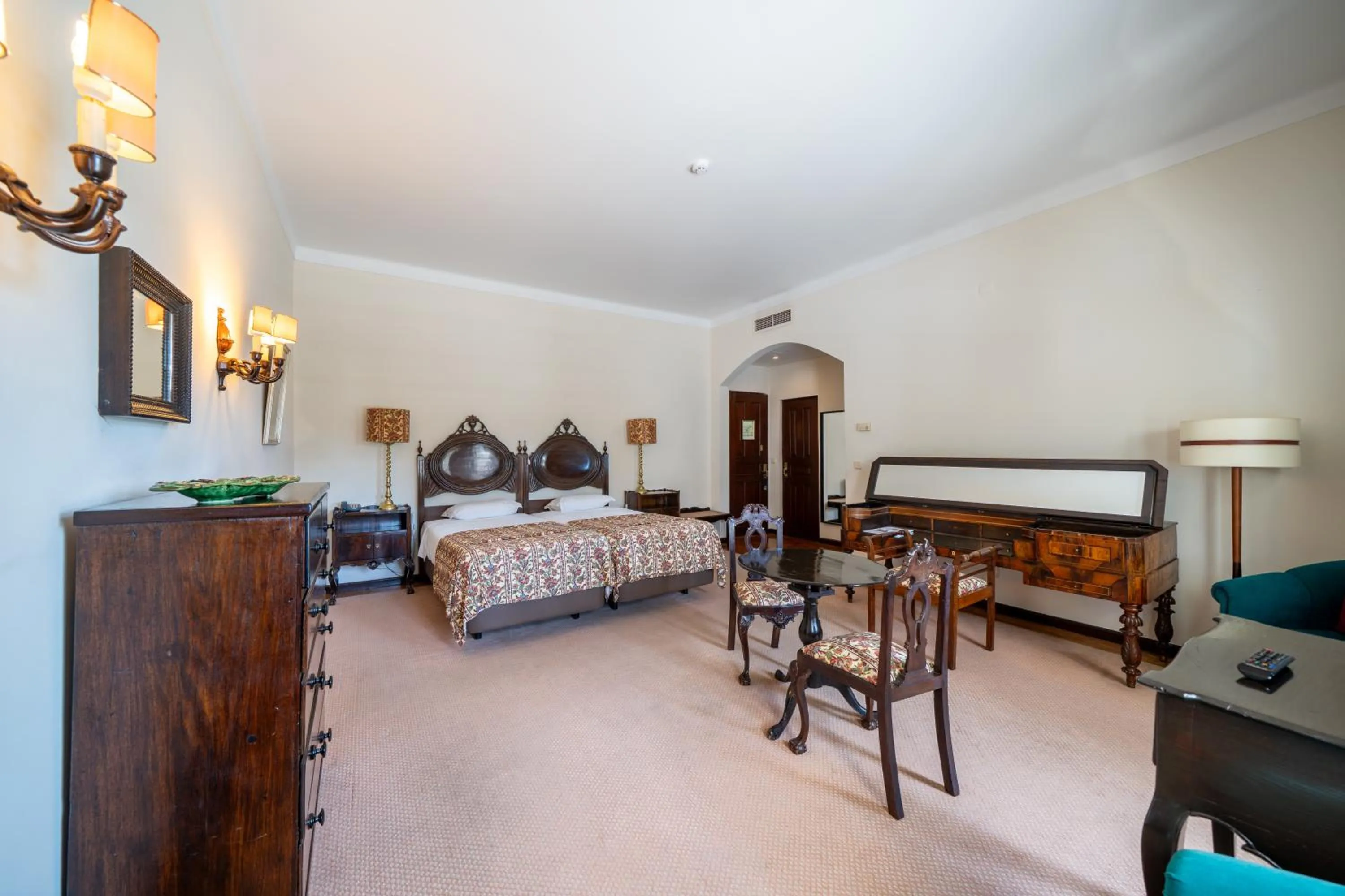 Bed in Hotel Urgeirica