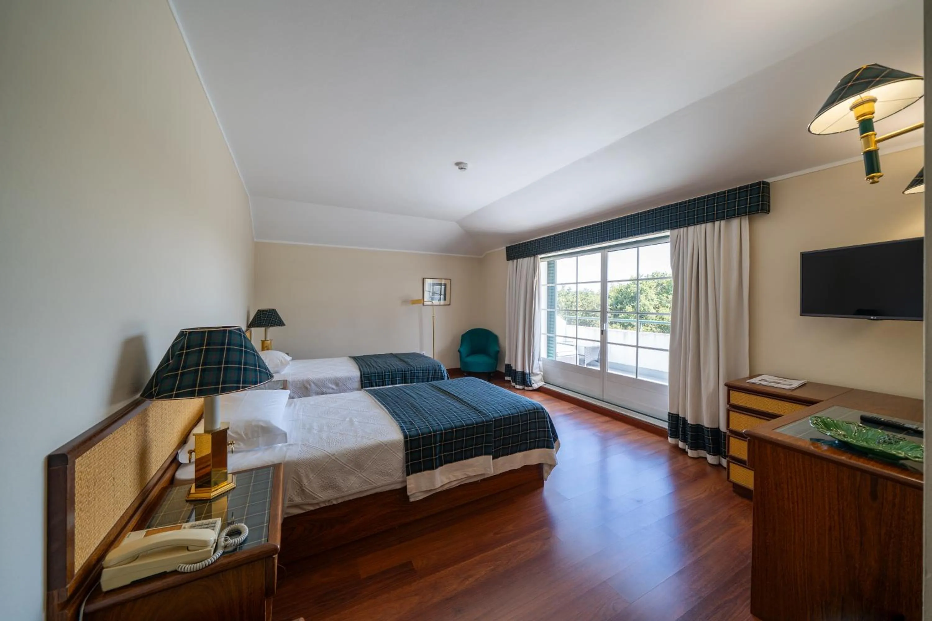 Bed in Hotel Urgeirica