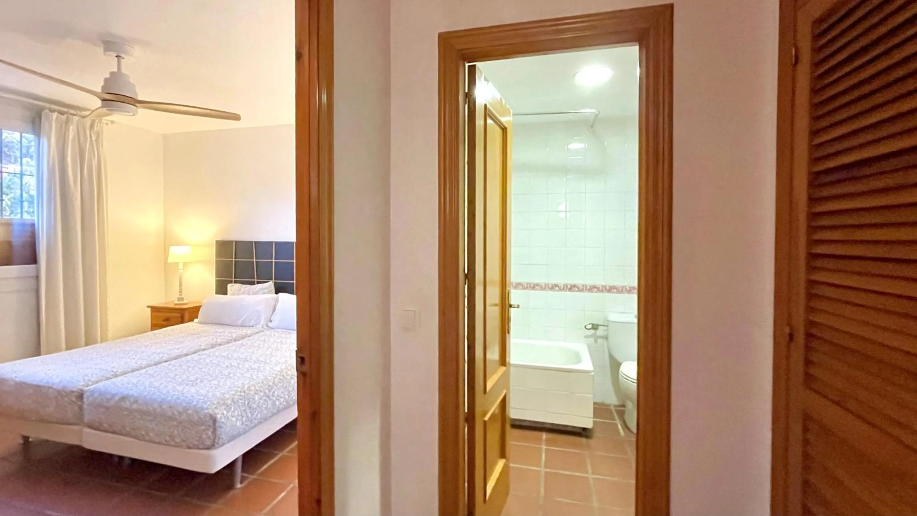 Photo of the whole room, Bed in Apartamentos Turísticos La Mundial