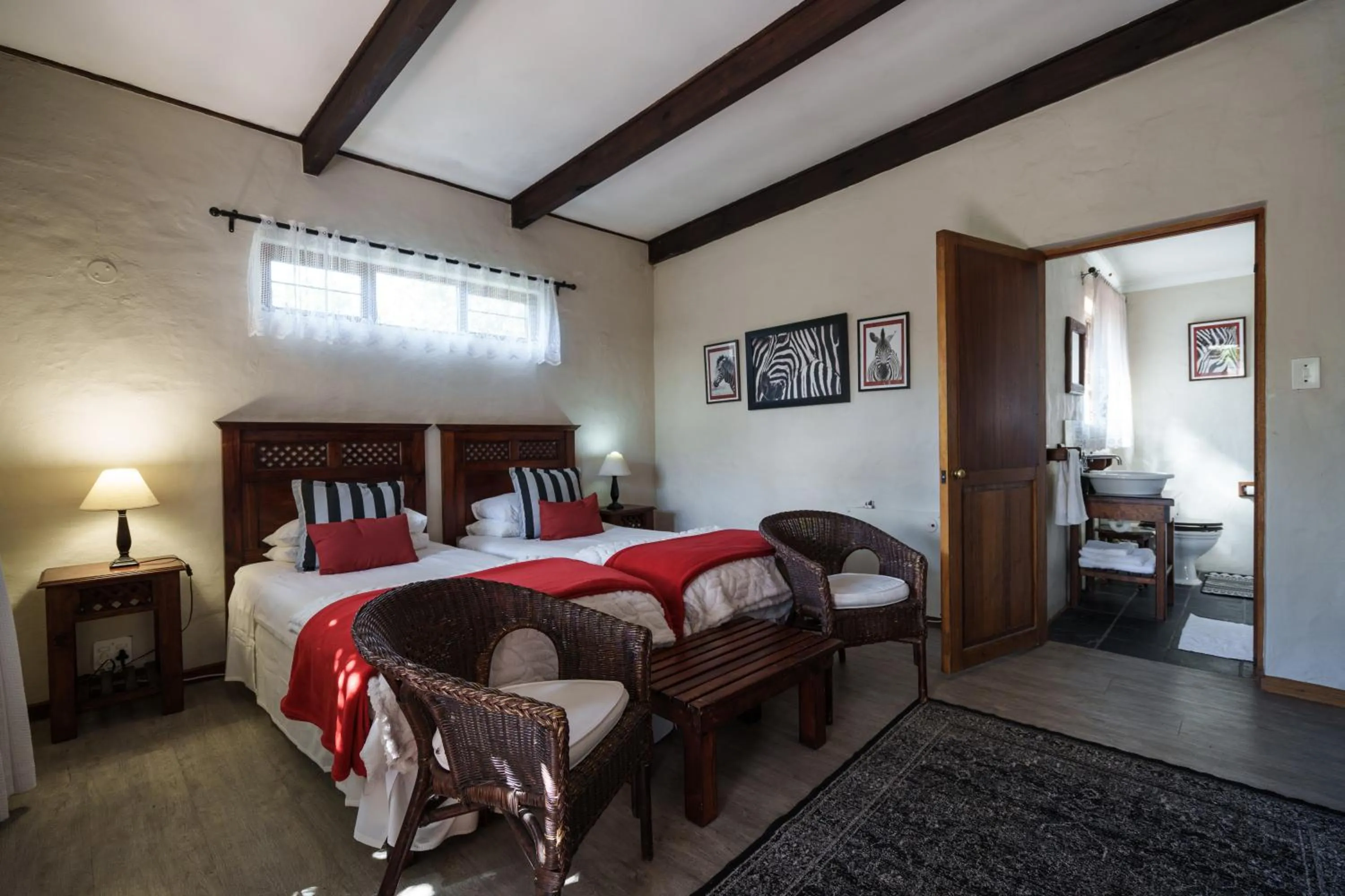 Bedroom, Bed in Be My Guest Lodge