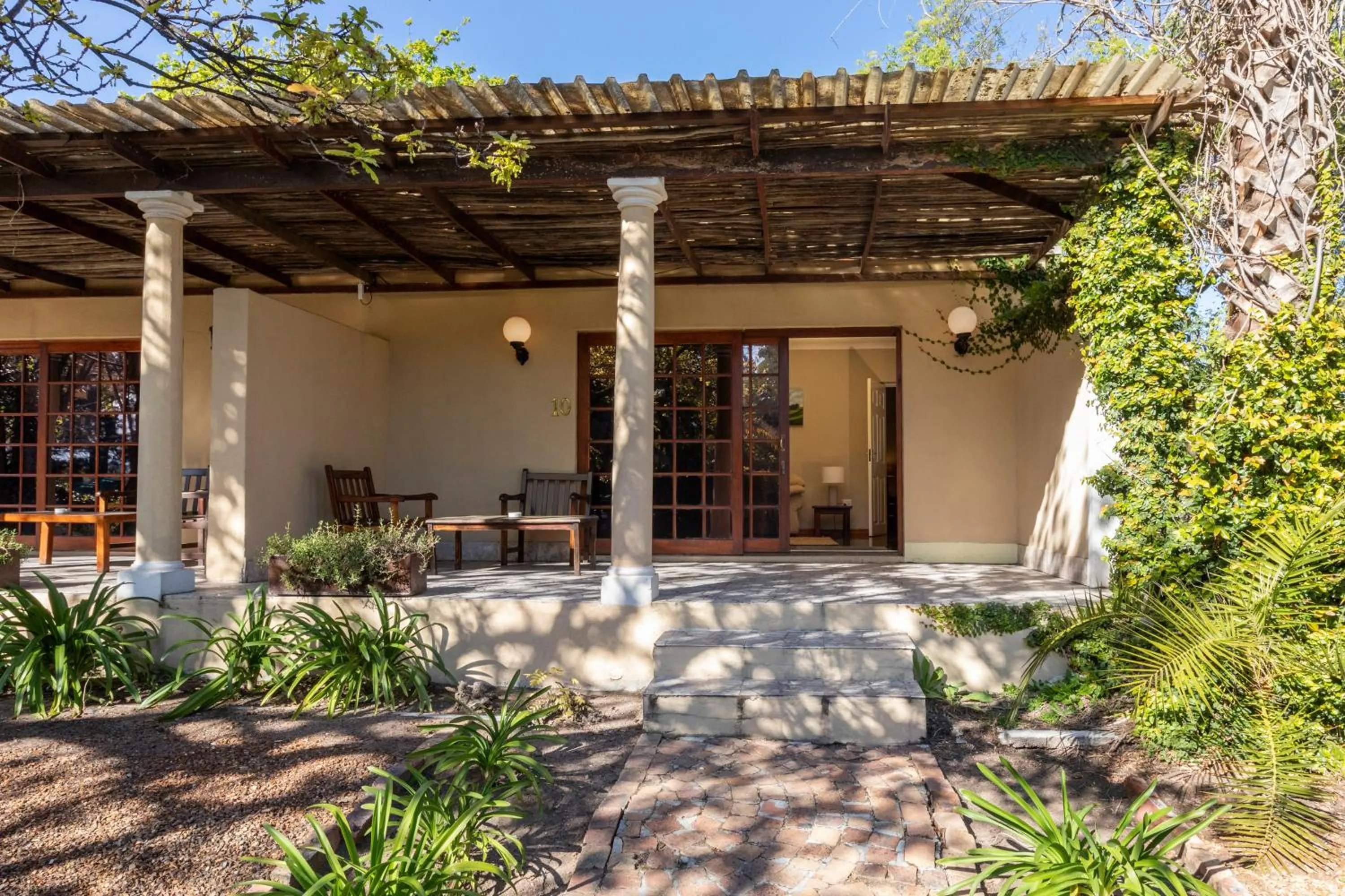 The Country Guesthouse