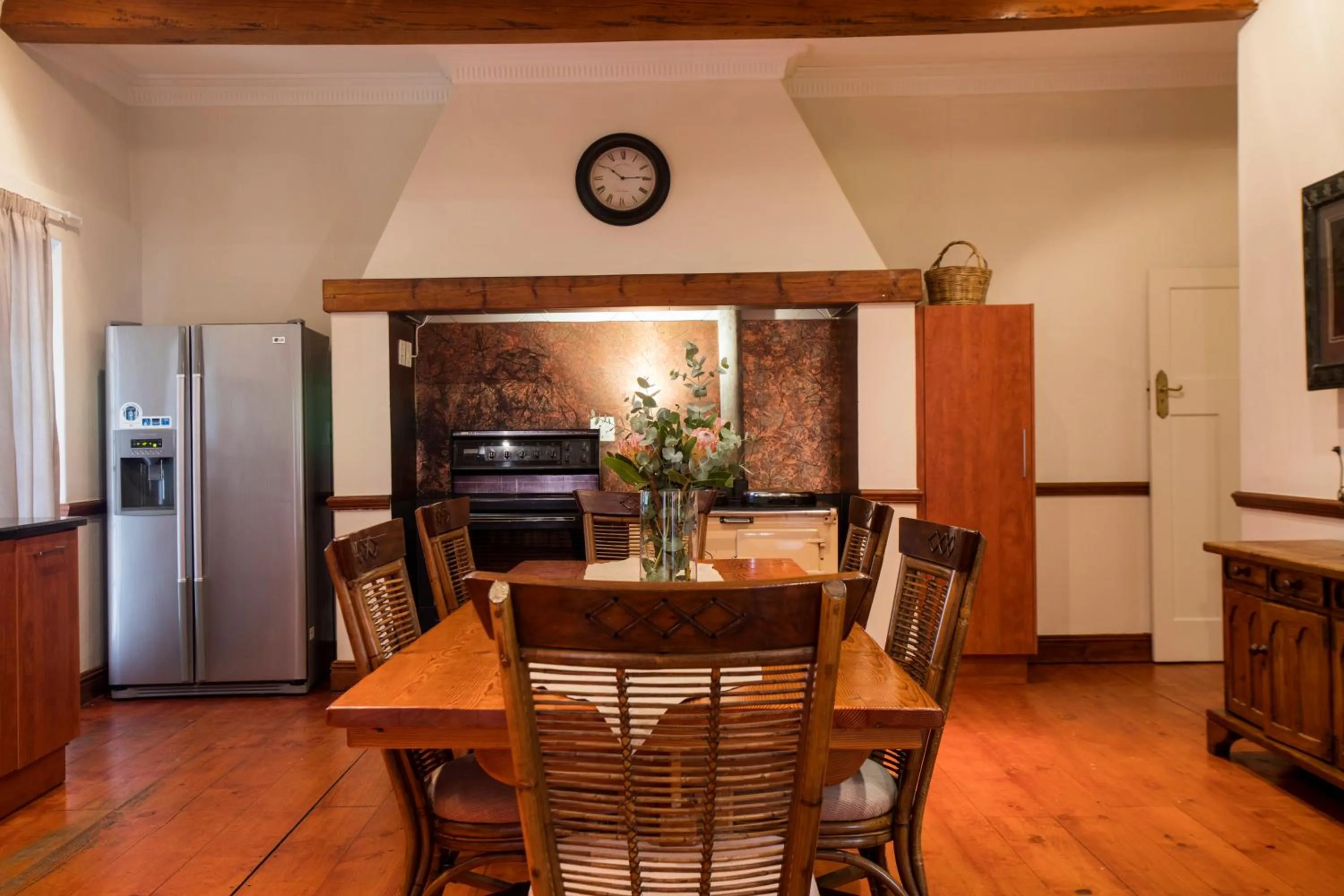 Kitchen or kitchenette in The Country Guesthouse