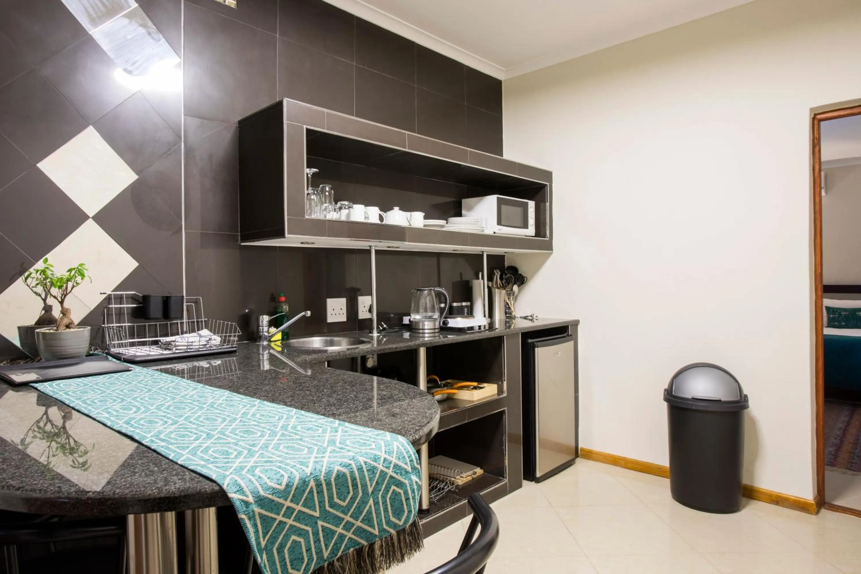 Kitchen or kitchenette in The Country Guesthouse