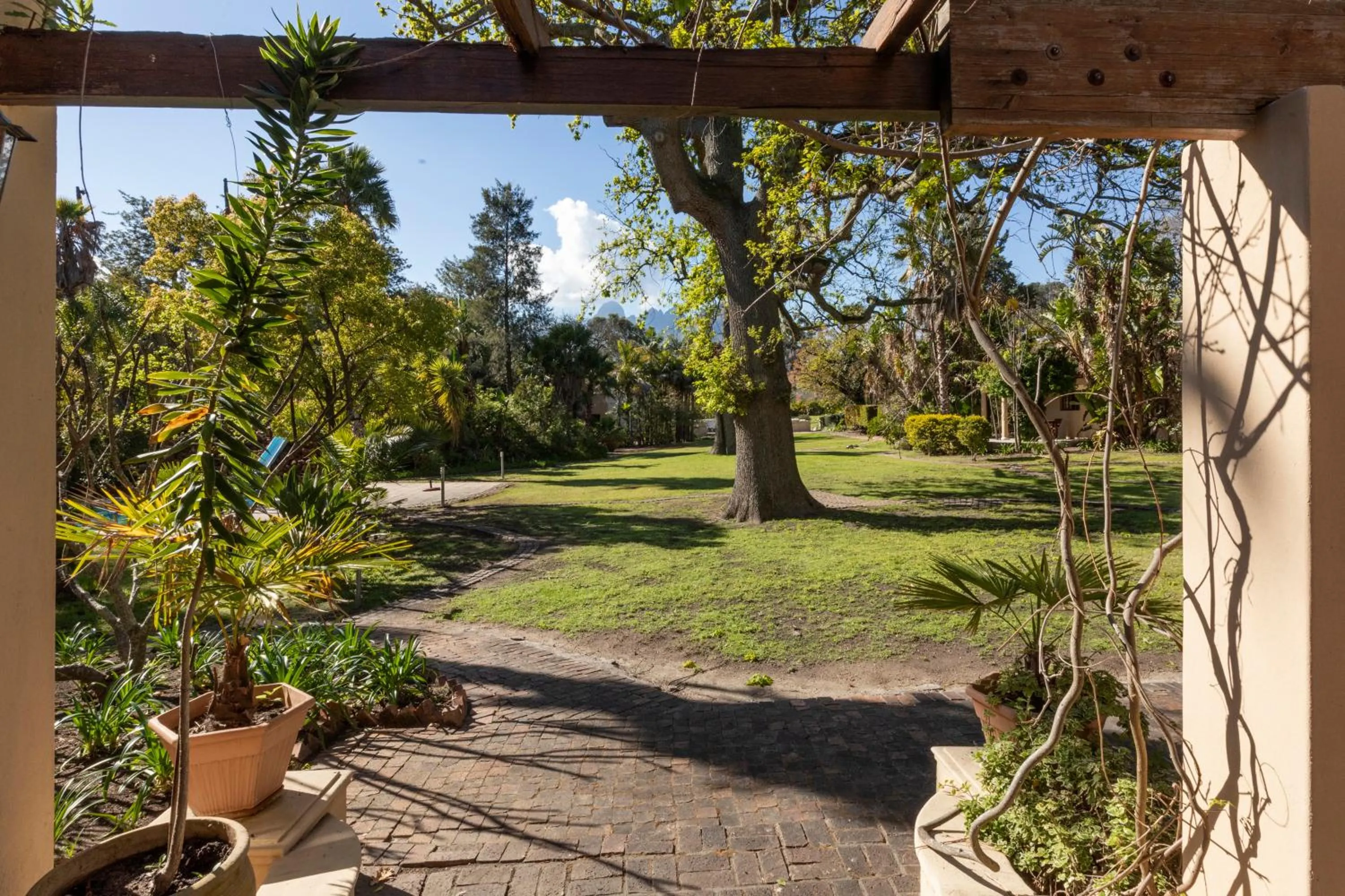 The Country Guesthouse