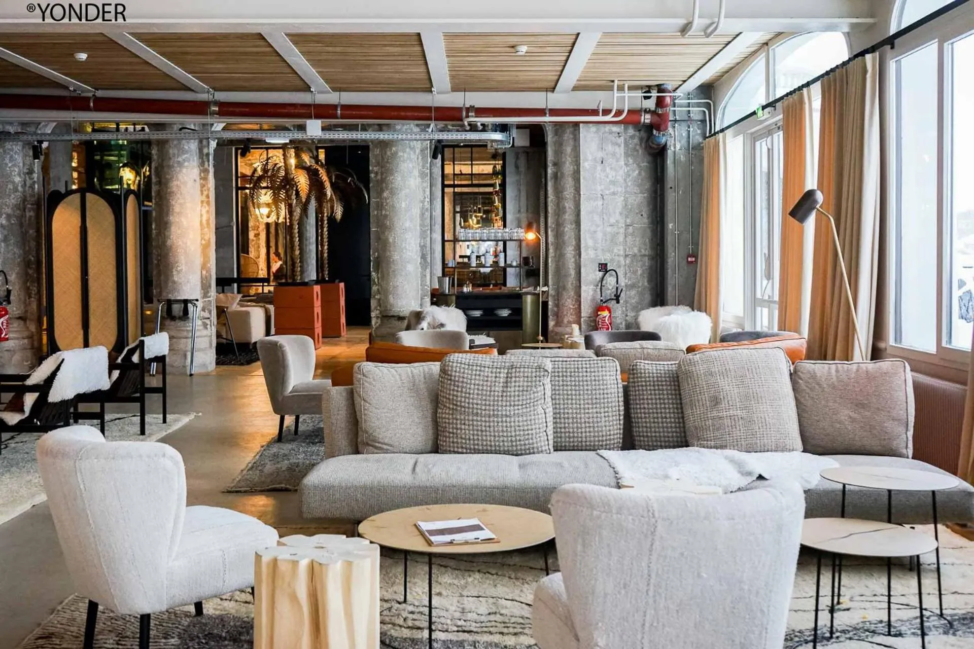 Lounge or bar in La Folie Douce Hotels Chamonix