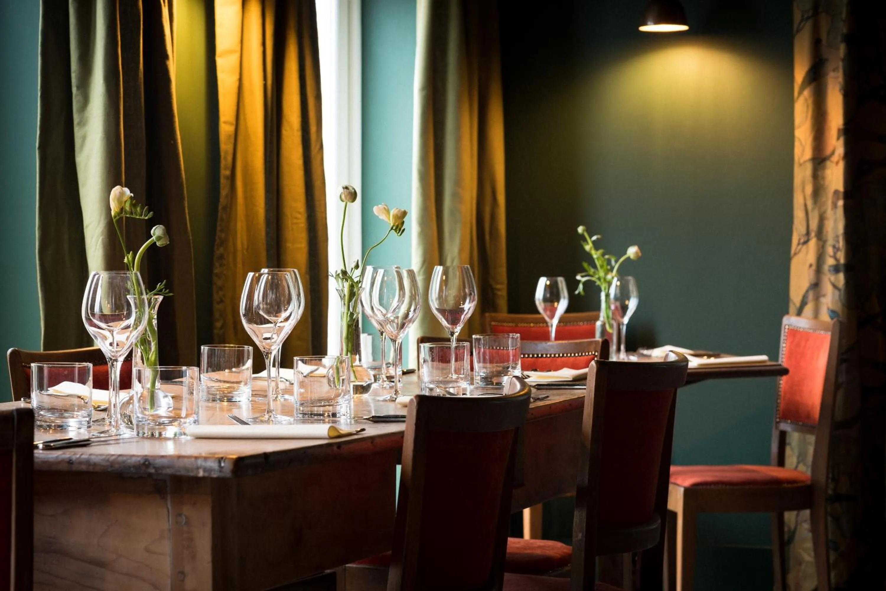 Restaurant/places to eat in The Brisley Bell