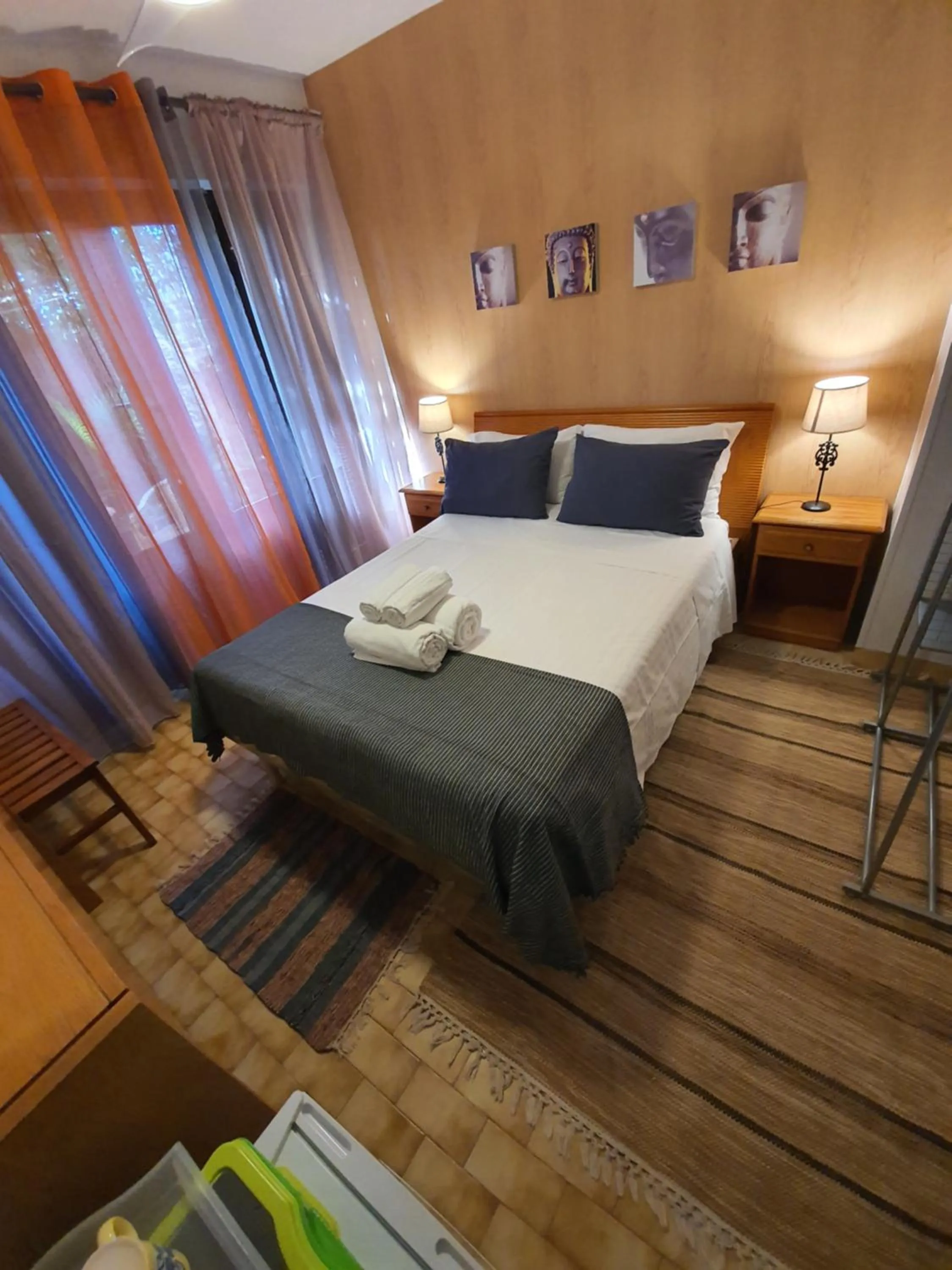 Bedroom, Bed in Ocean View Lagos