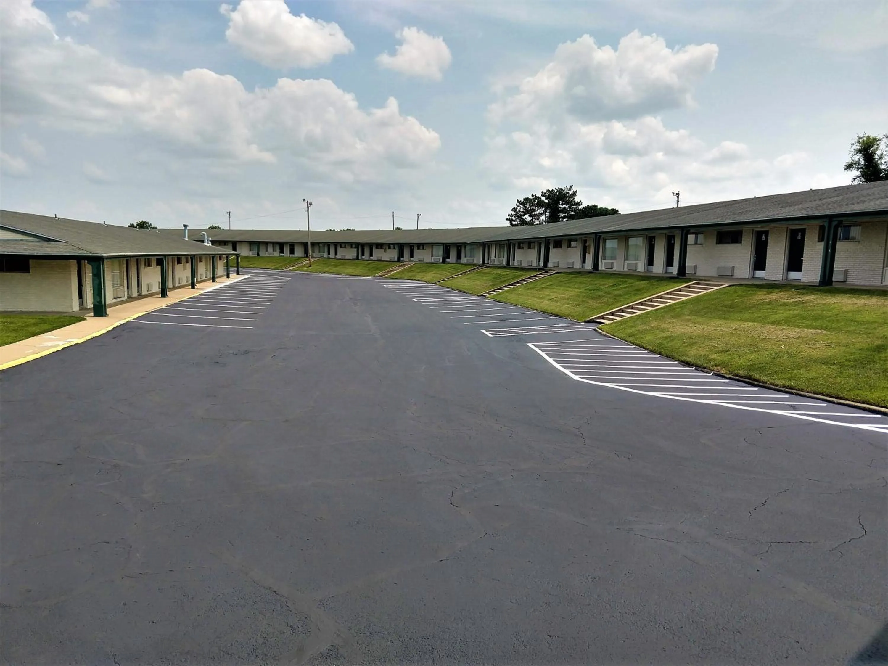 Property building in Plaza Inn