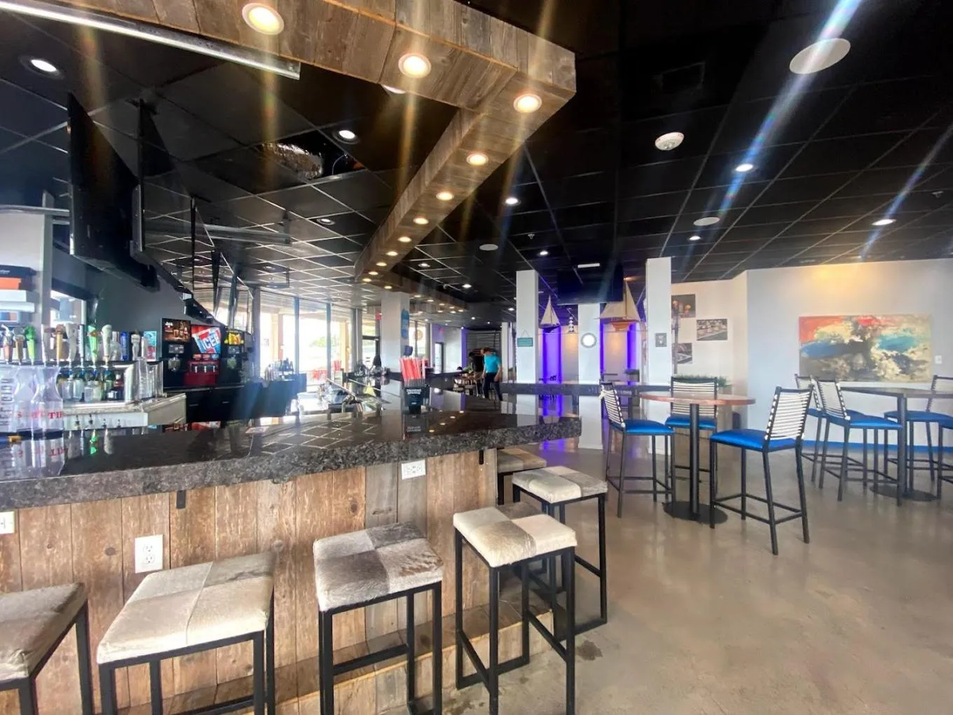 Lounge or bar in Resort Attractions