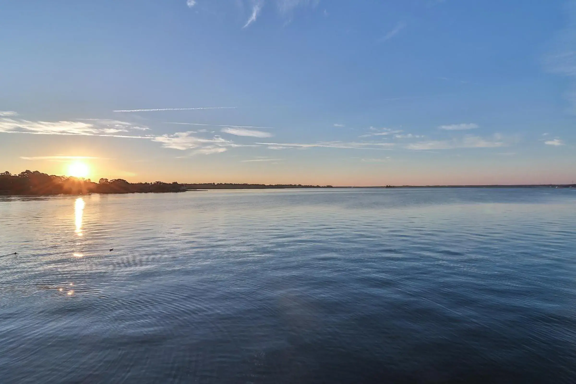 Apartment with Lake View in Resort Attractions Apartment with Lake View in Resort Attractions