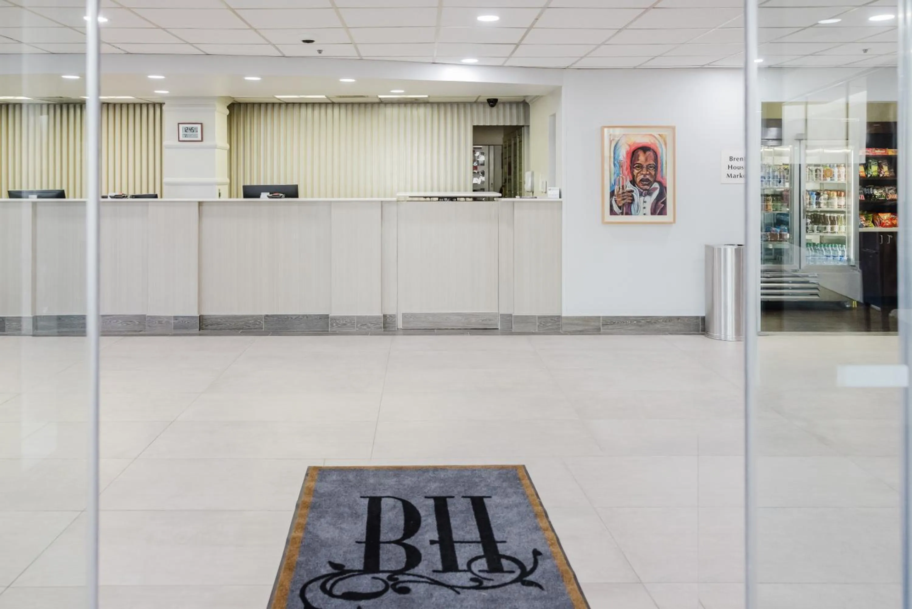 Lobby or reception in Brent House Hotel